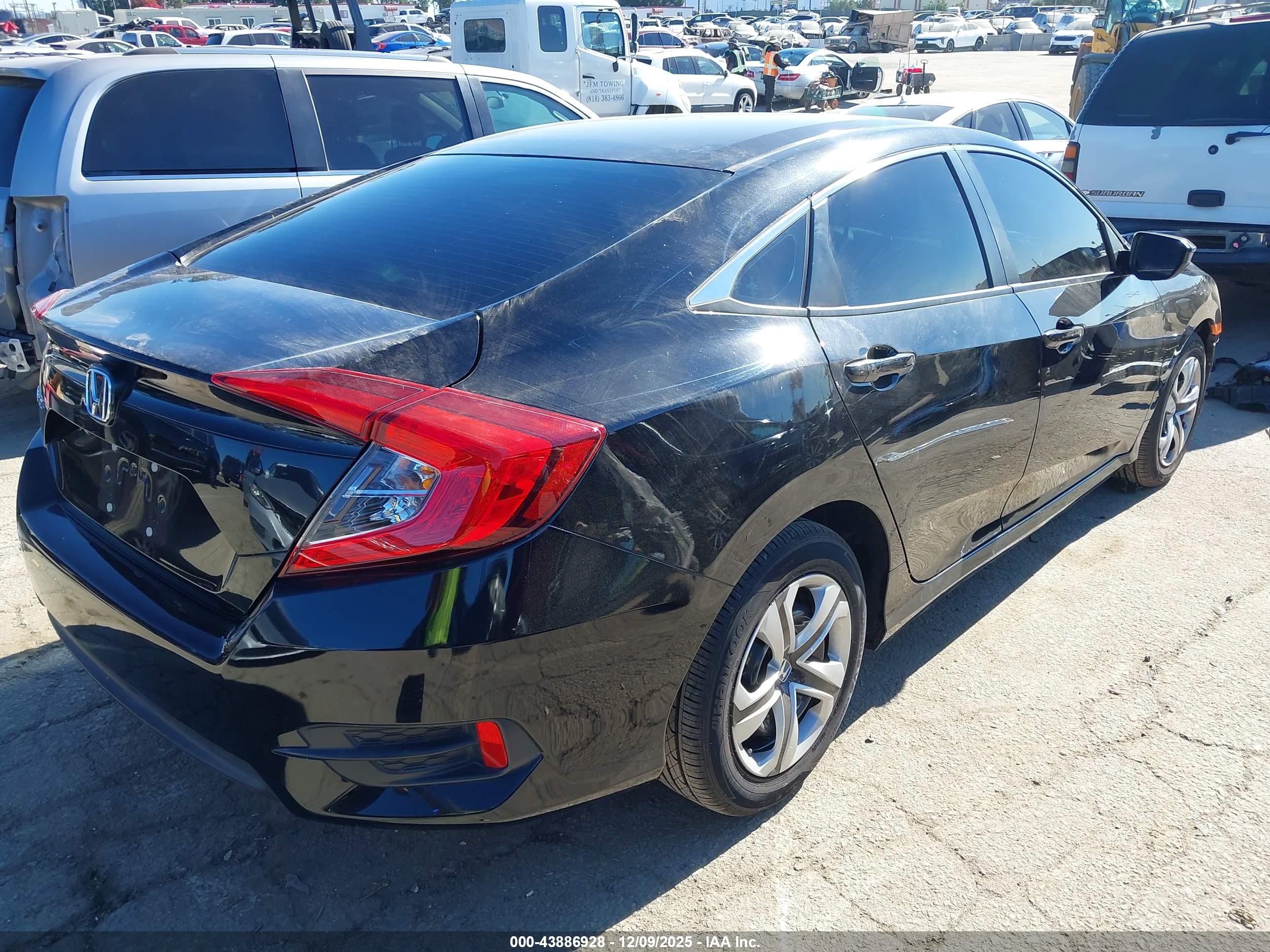 HONDA CIVIC image 4