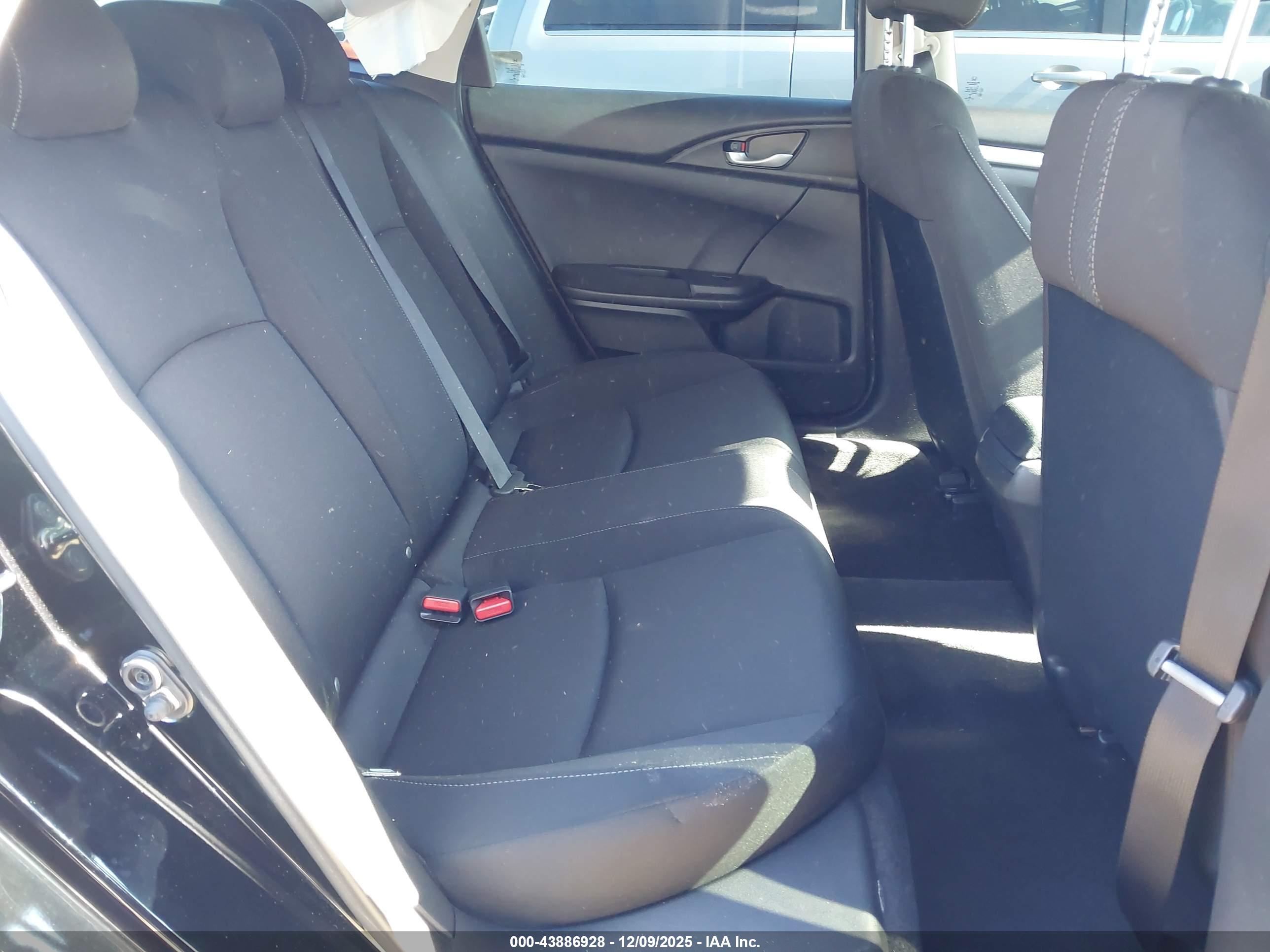 HONDA CIVIC image 8