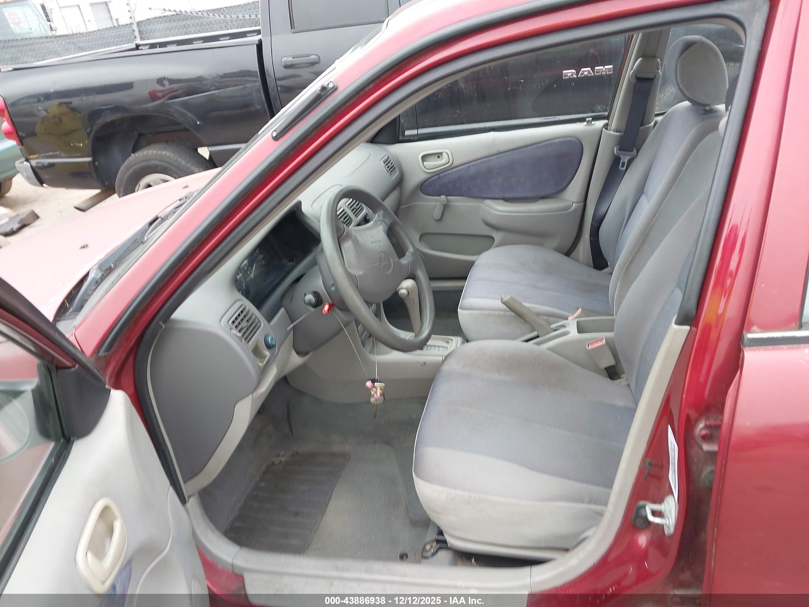 TOYOTA COROLLA image 10