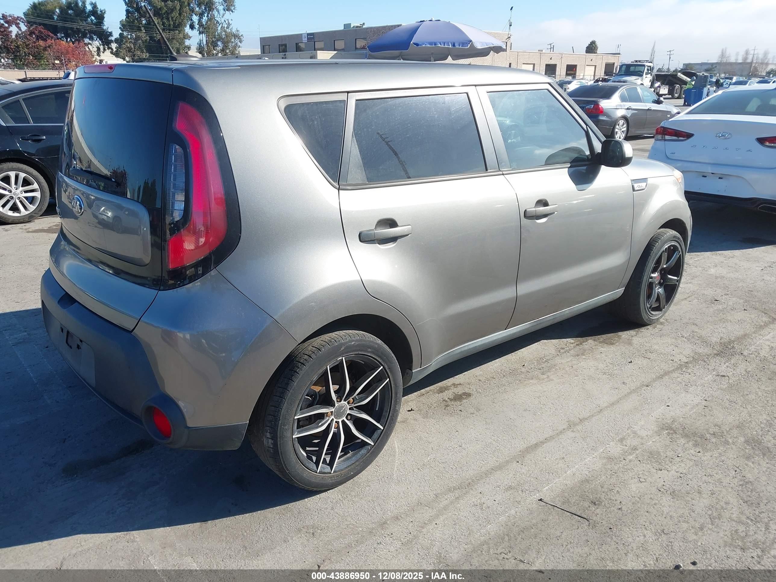 KIA SOUL image 4