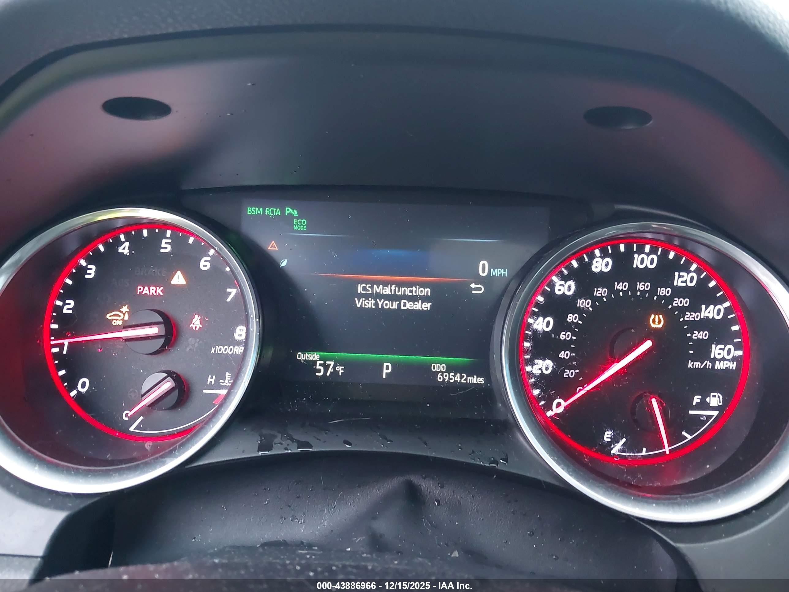 TOYOTA CAMRY image 7