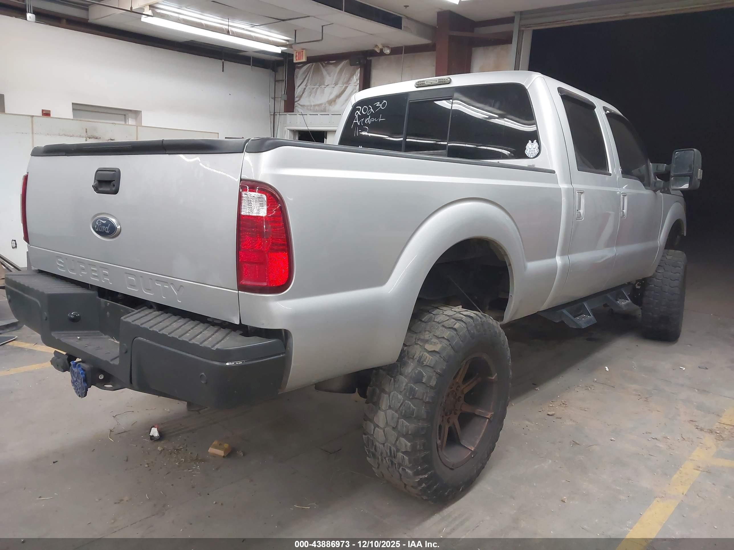 FORD F-250 image 4