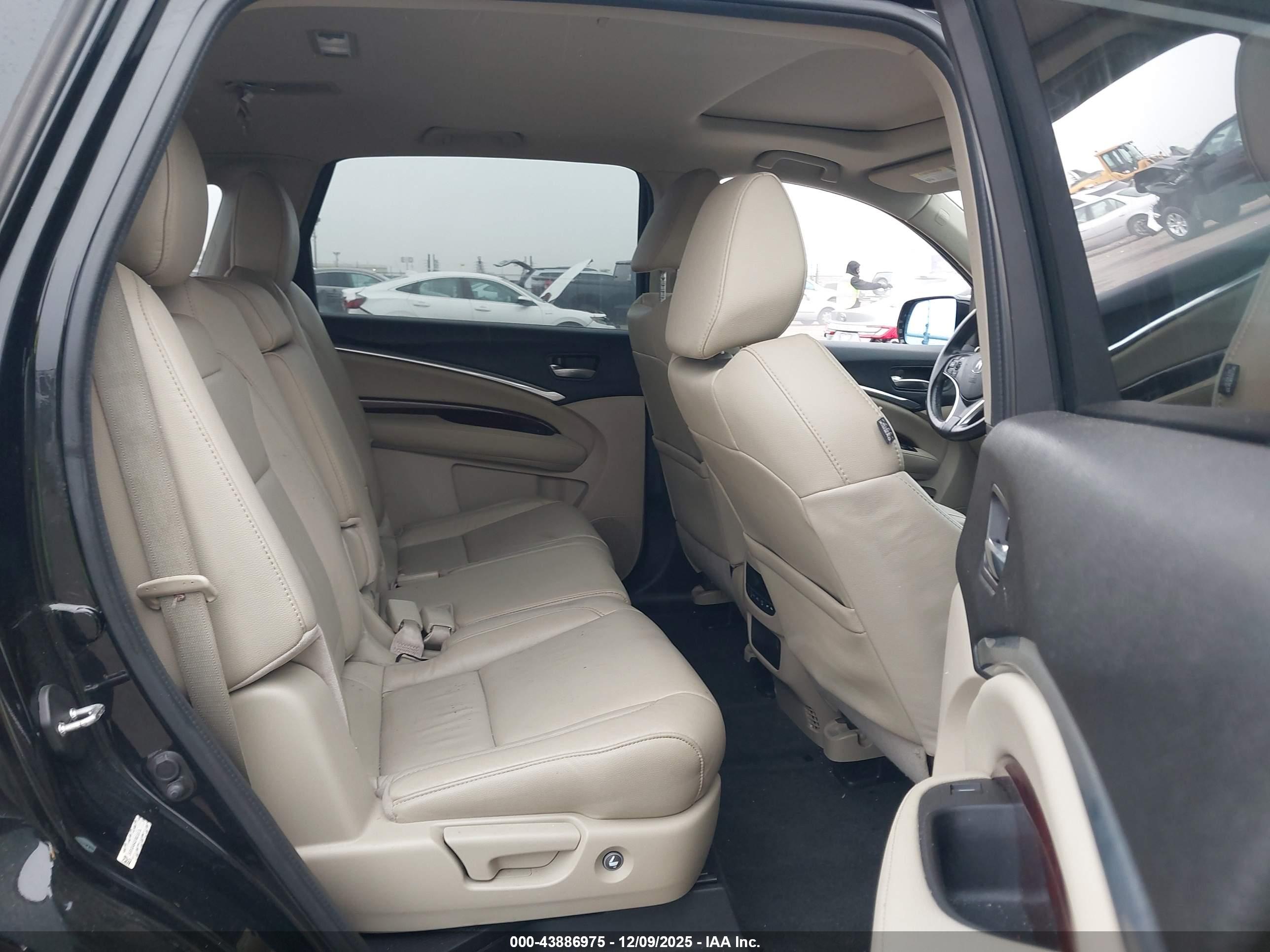 ACURA MDX image 8