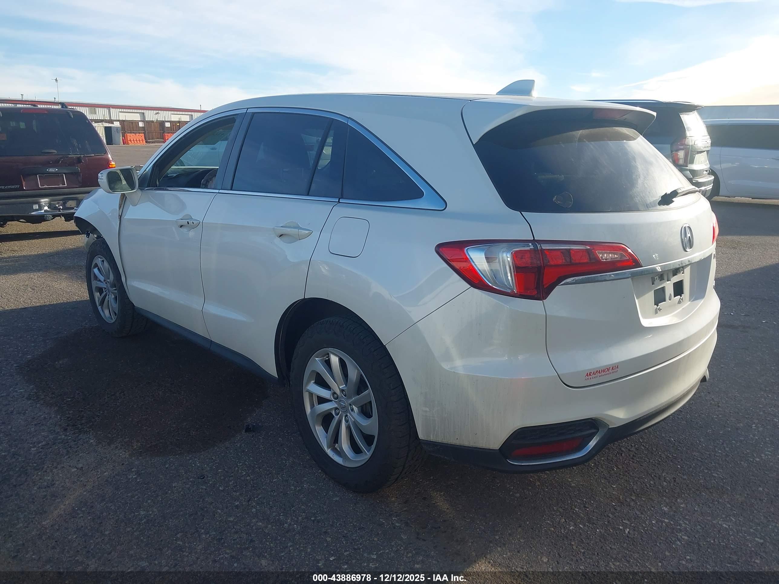 ACURA RDX image 3