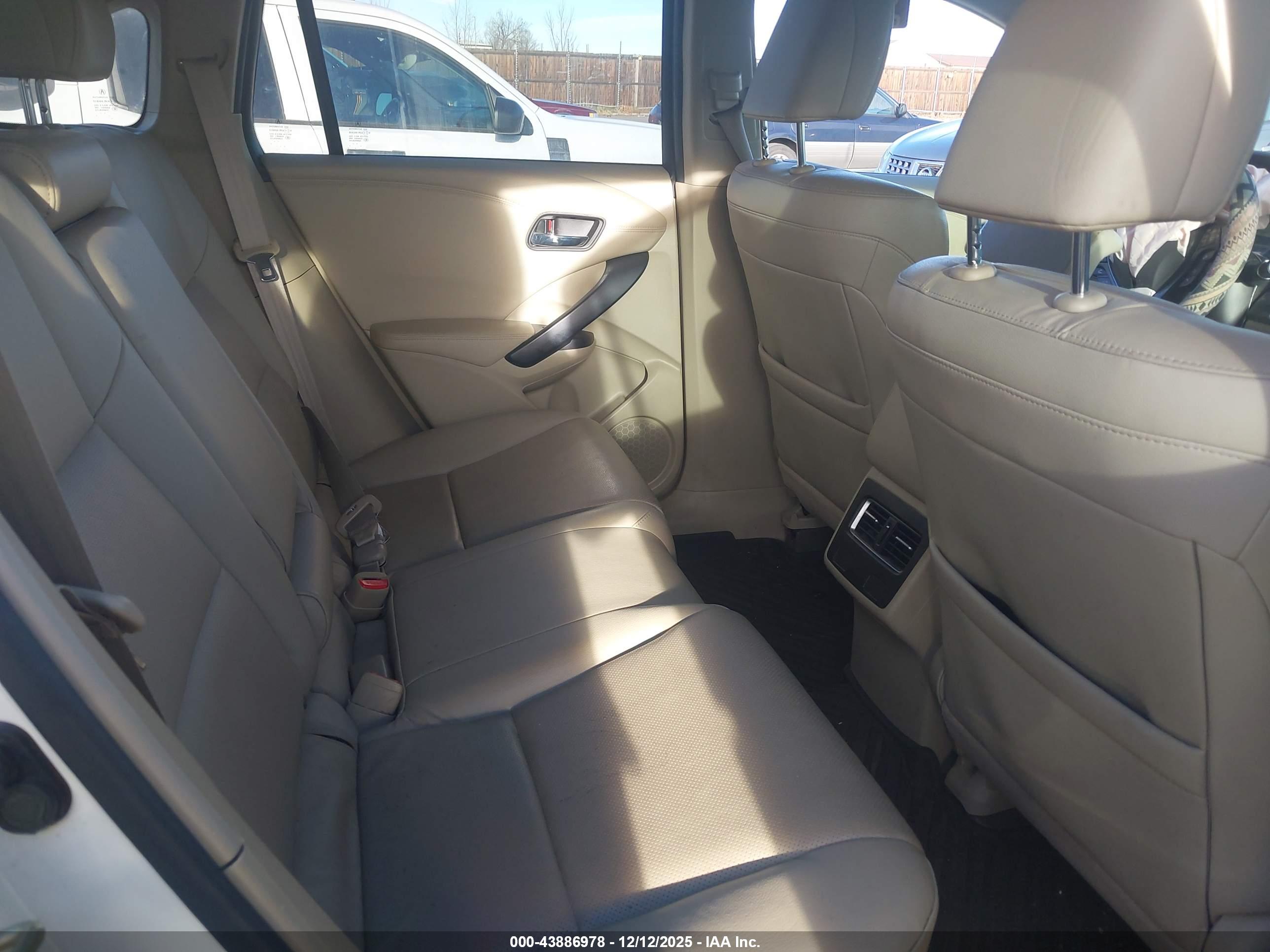 ACURA RDX image 8
