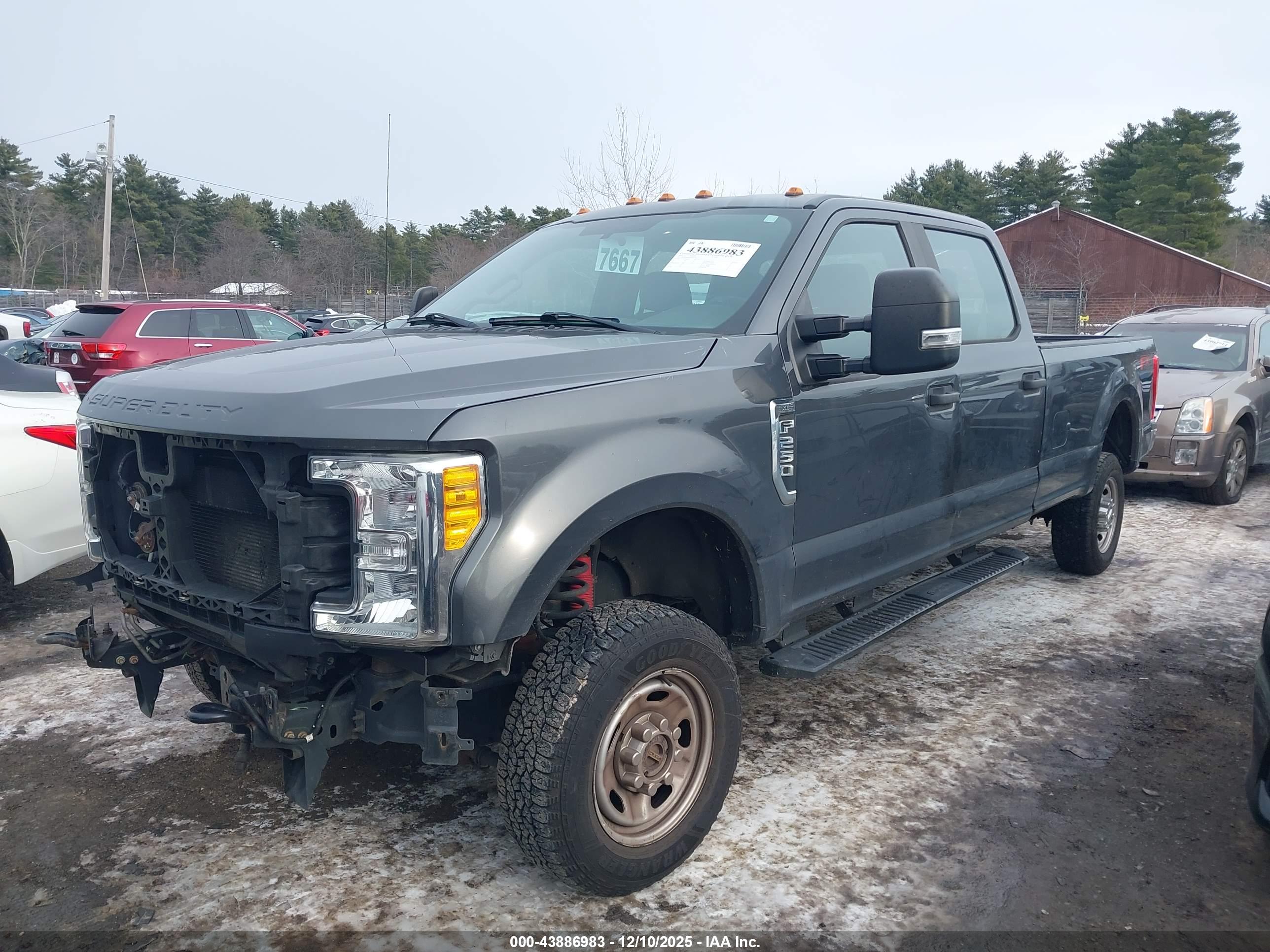 FORD F-250 image 2