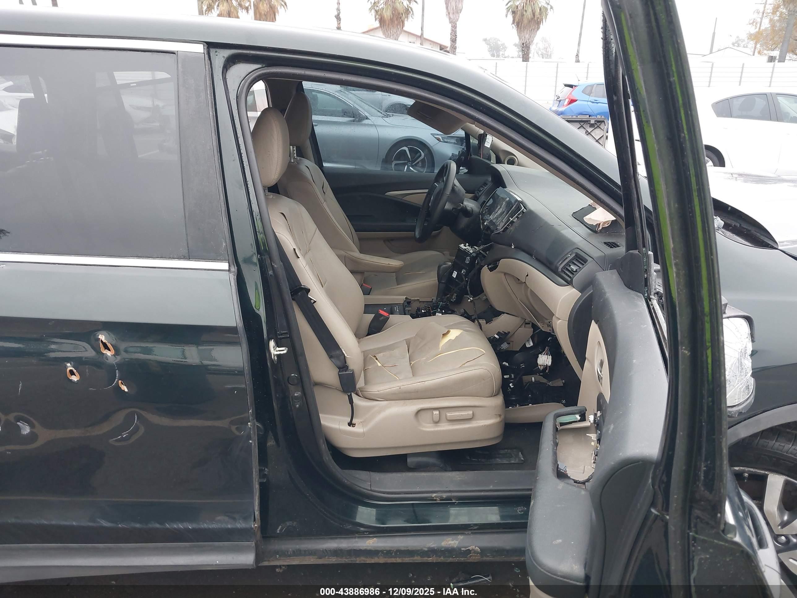 HONDA PILOT image 5