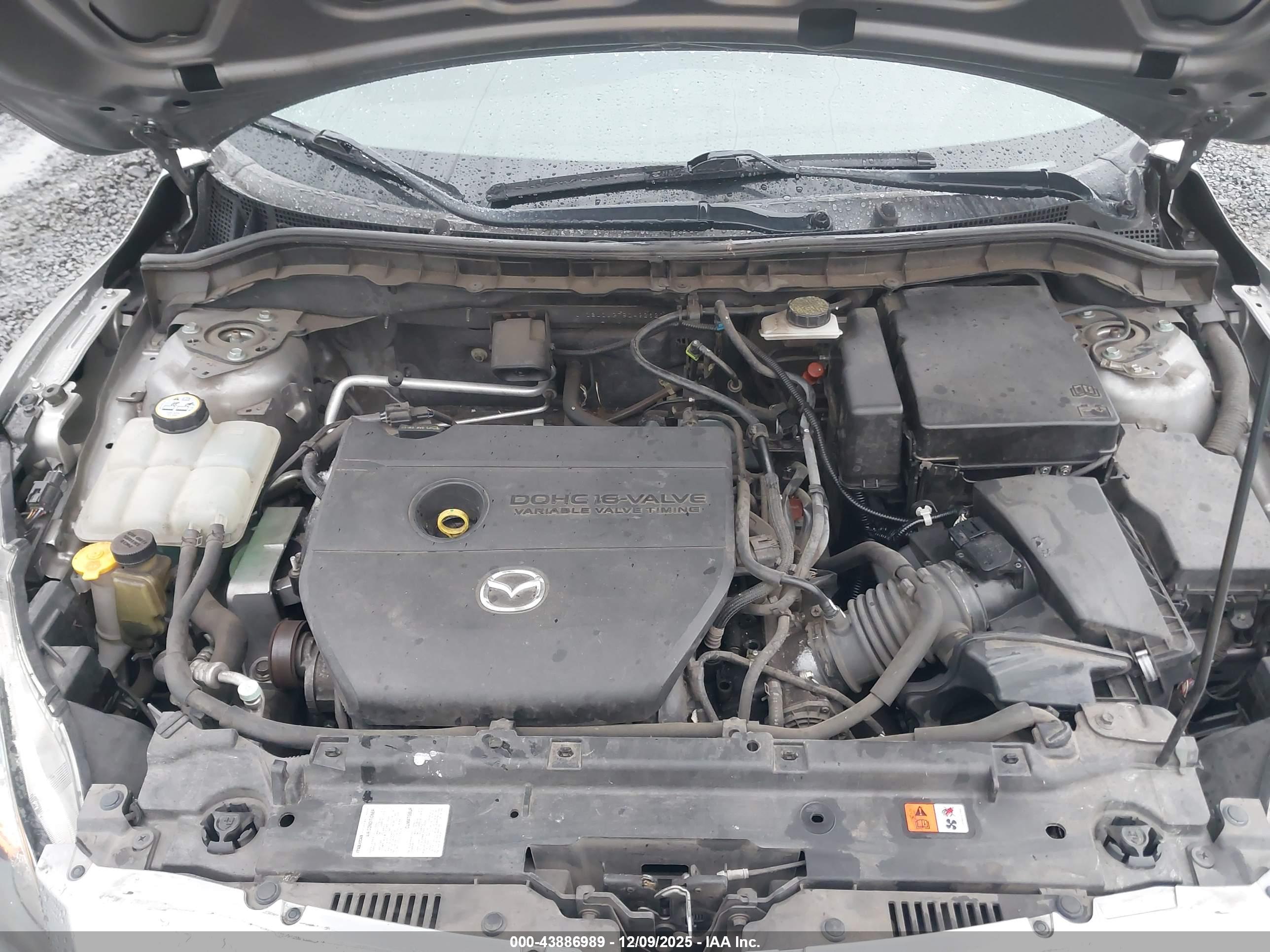 MAZDA MAZDA3 image 10