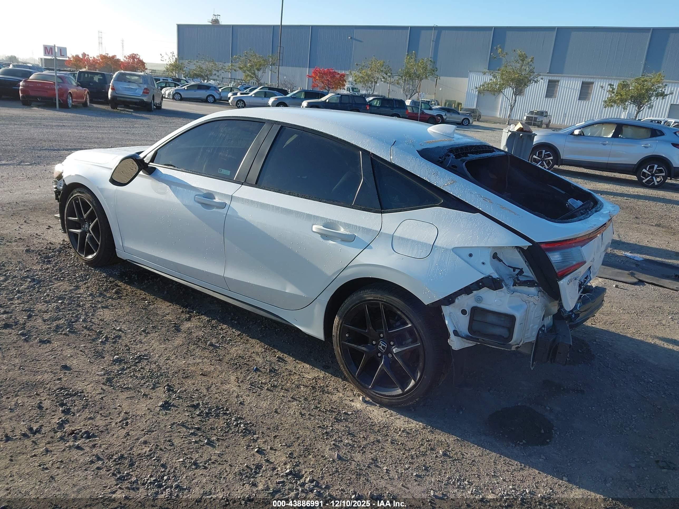 HONDA CIVIC image 3