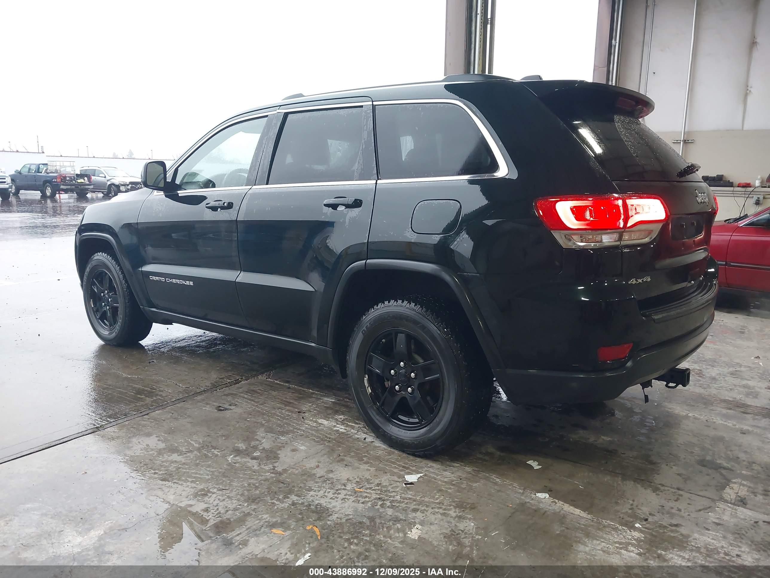 JEEP GRAND image 3