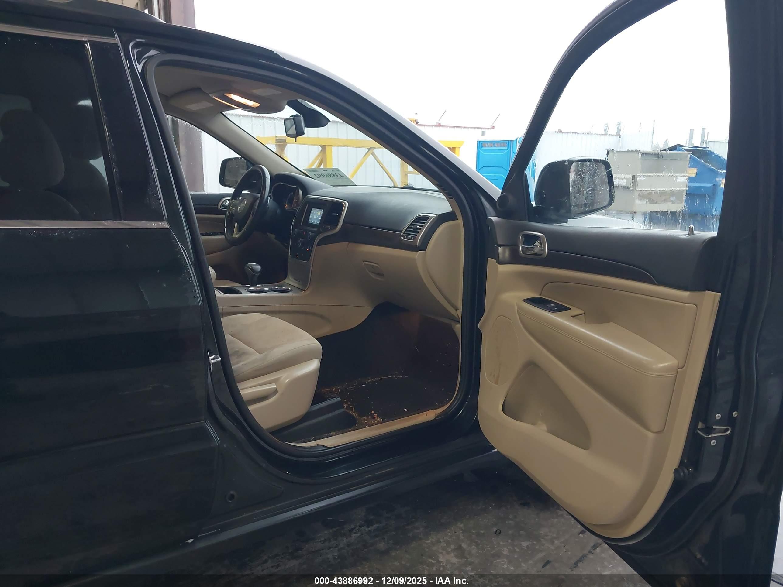 JEEP GRAND image 5