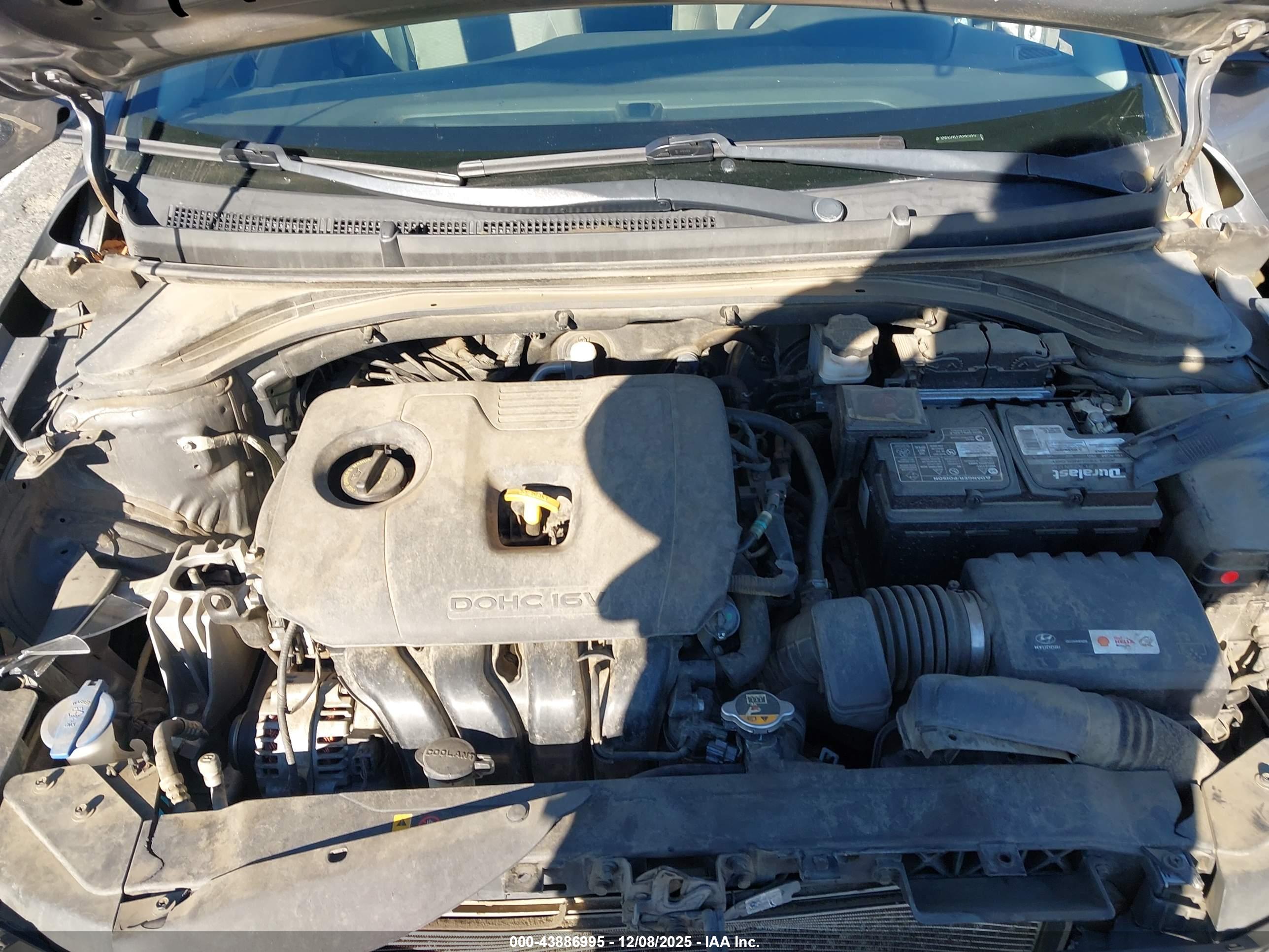 HYUNDAI ELANTRA image 10