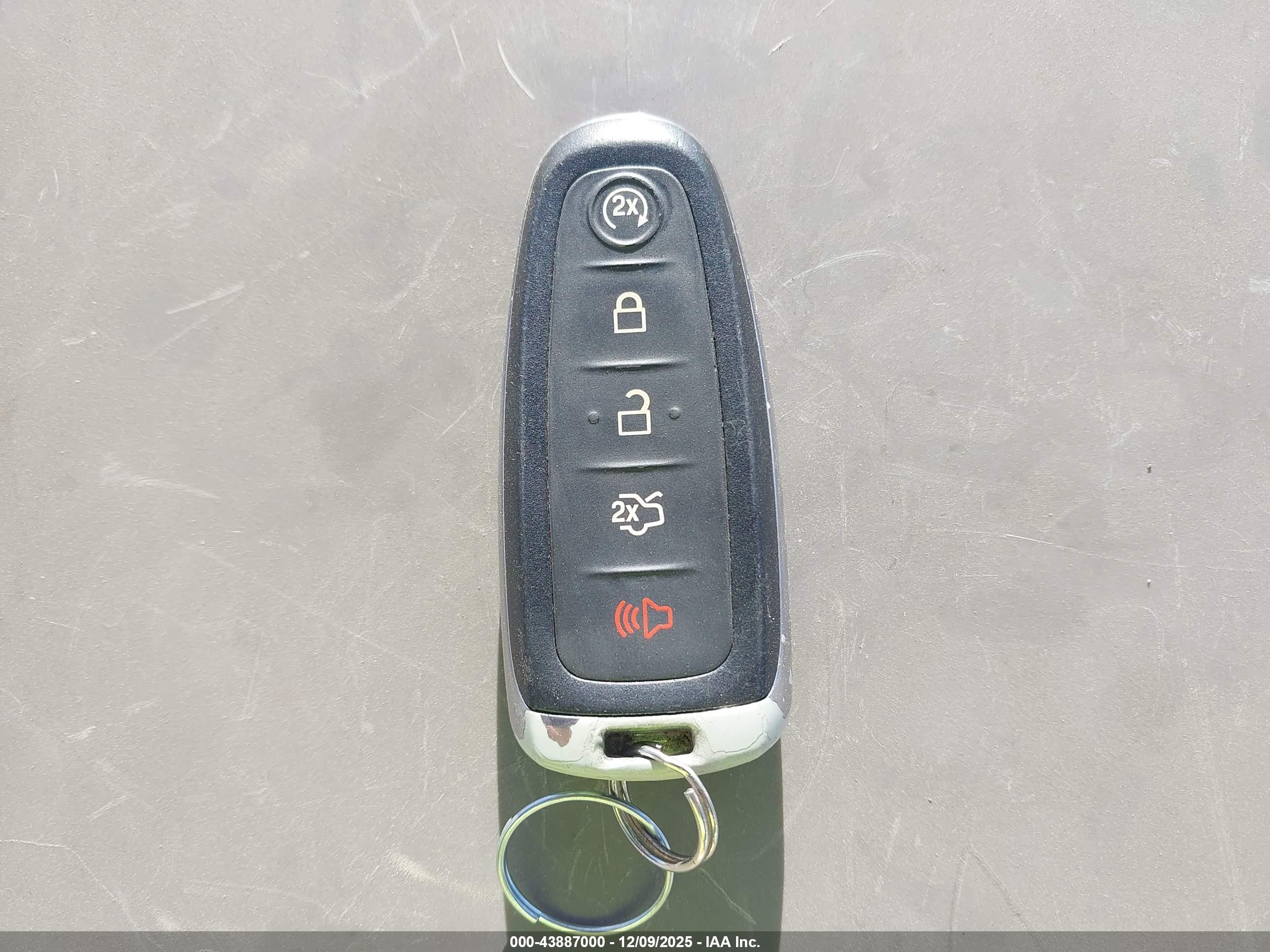 FORD EXPLORER image 11