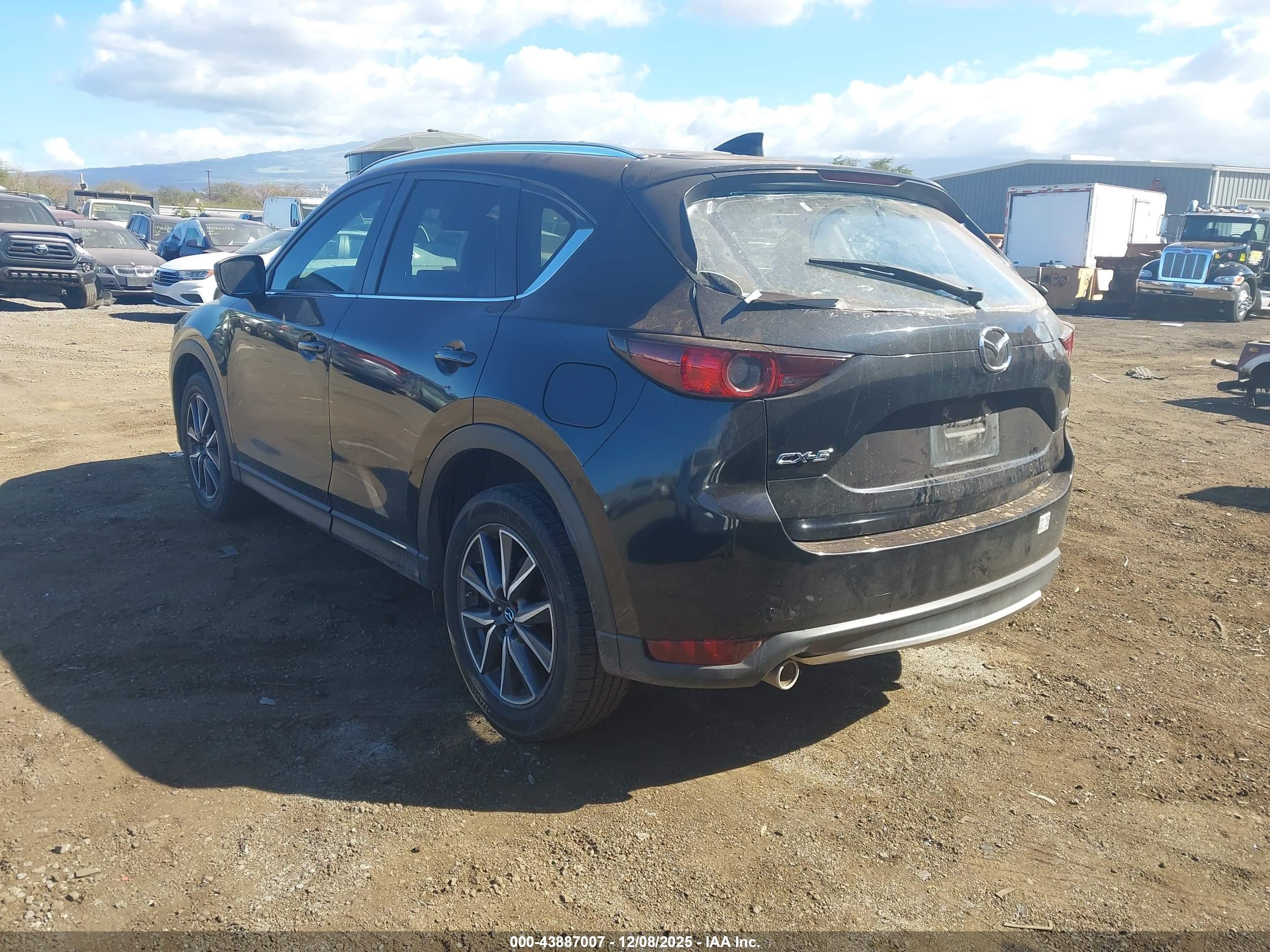 MAZDA CX-5 image 3