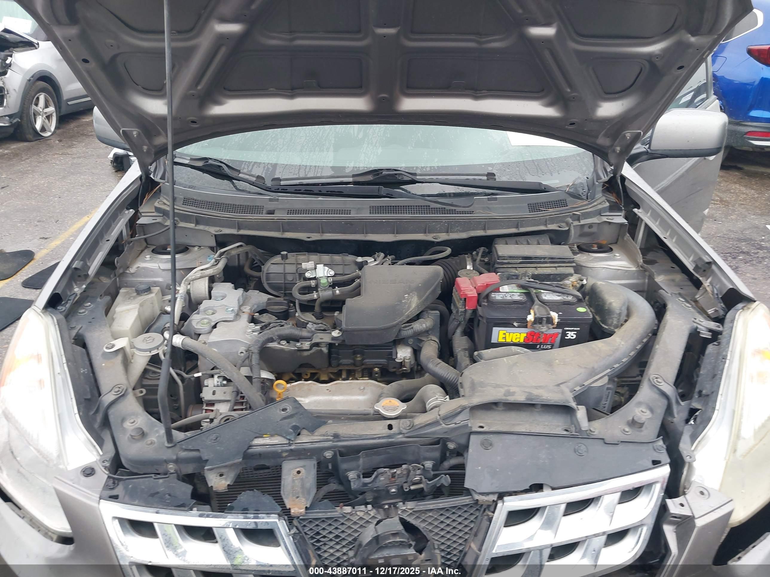 NISSAN ROGUE image 10