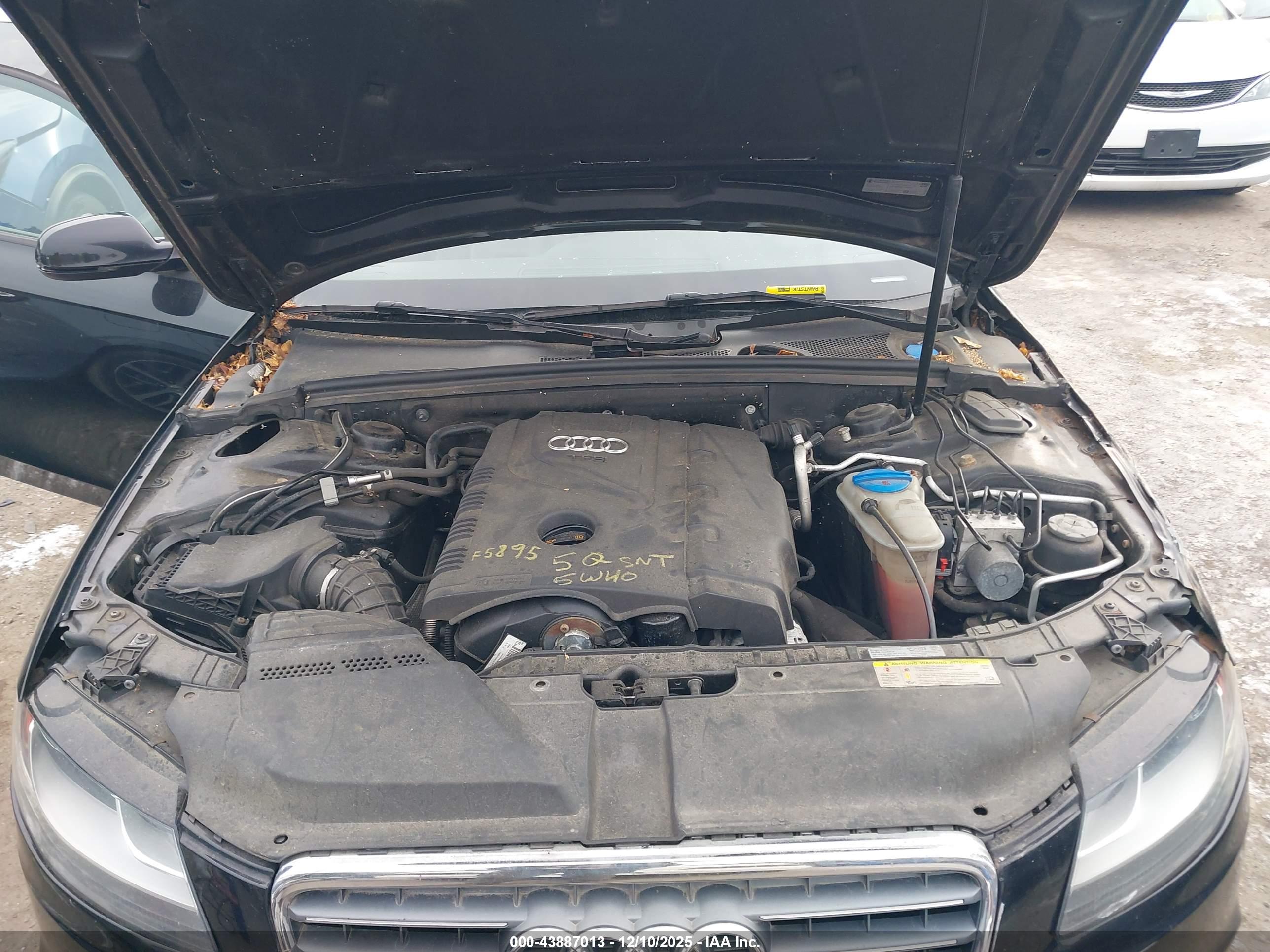 AUDI A4 image 10