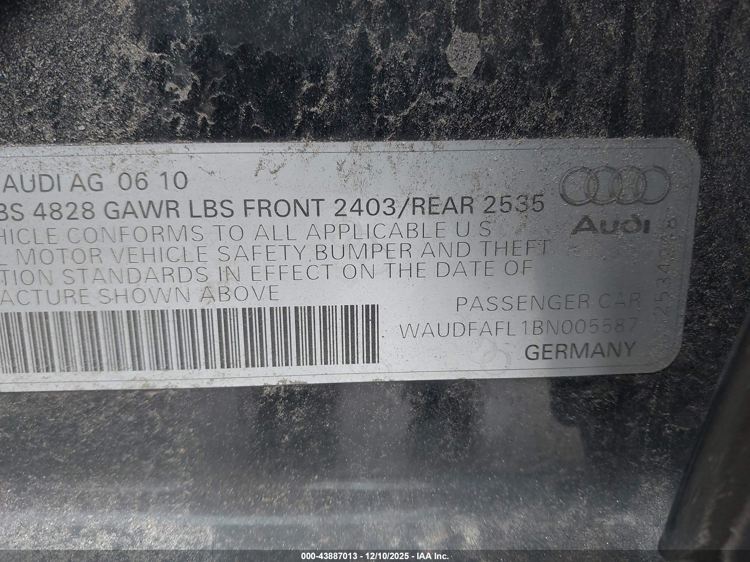 AUDI A4 image 9