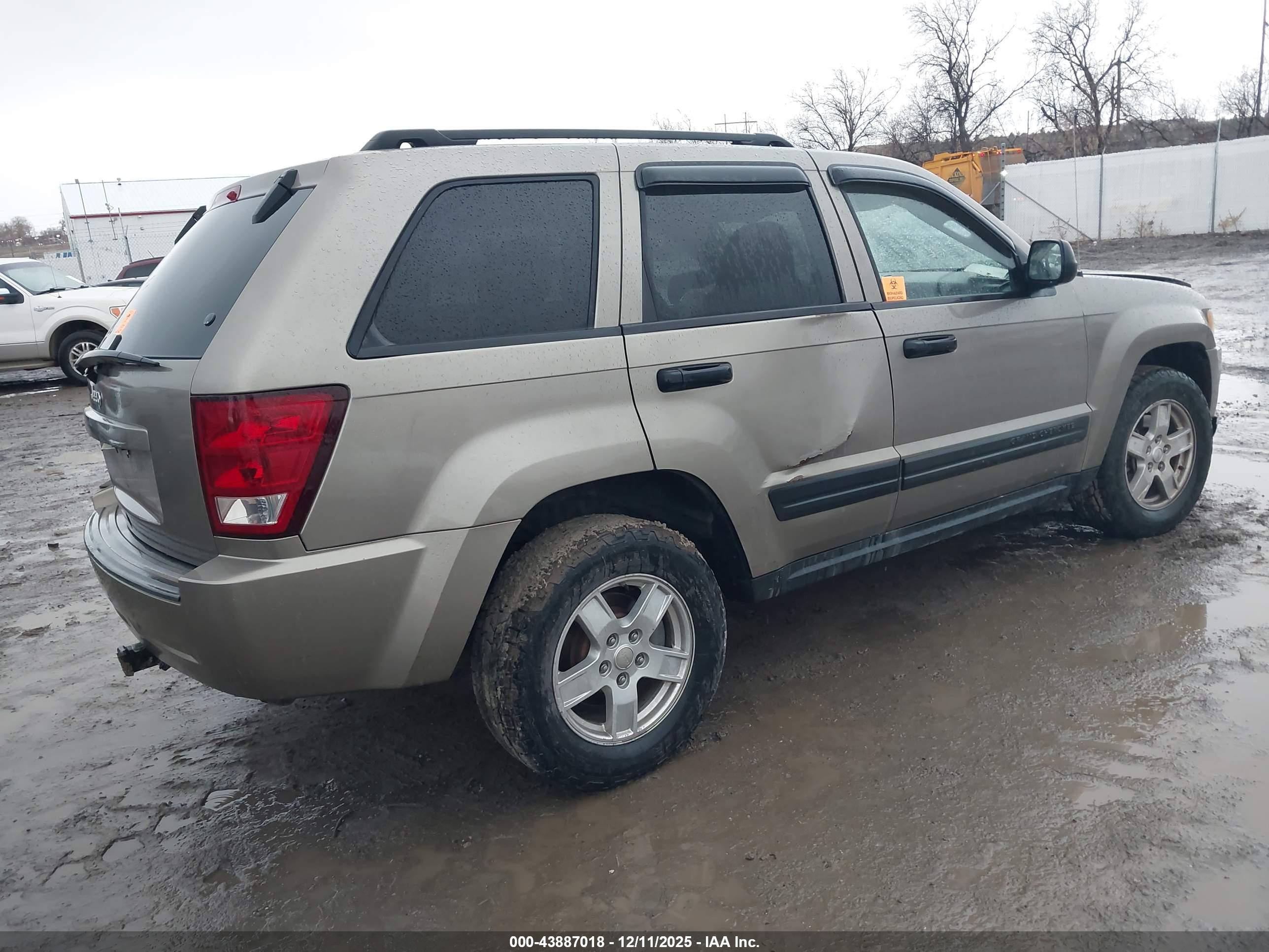 JEEP GRAND image 4