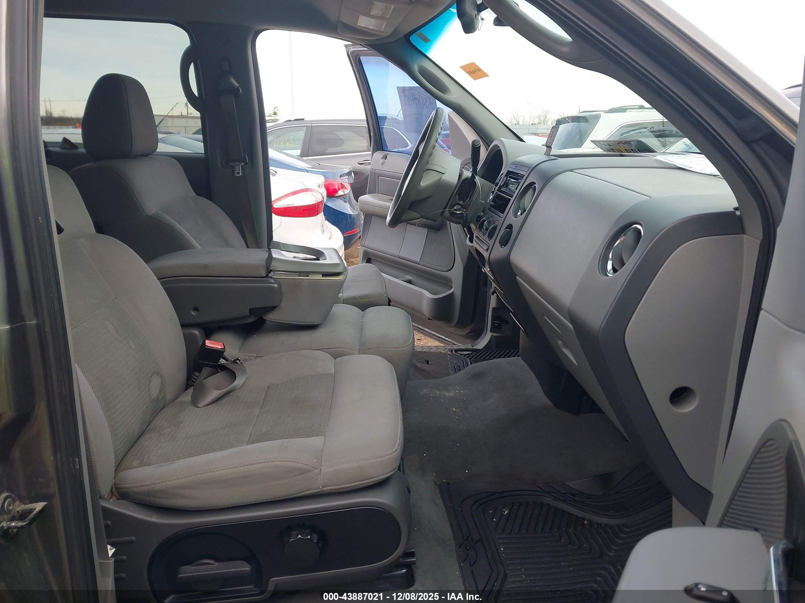 FORD F-150 image 5