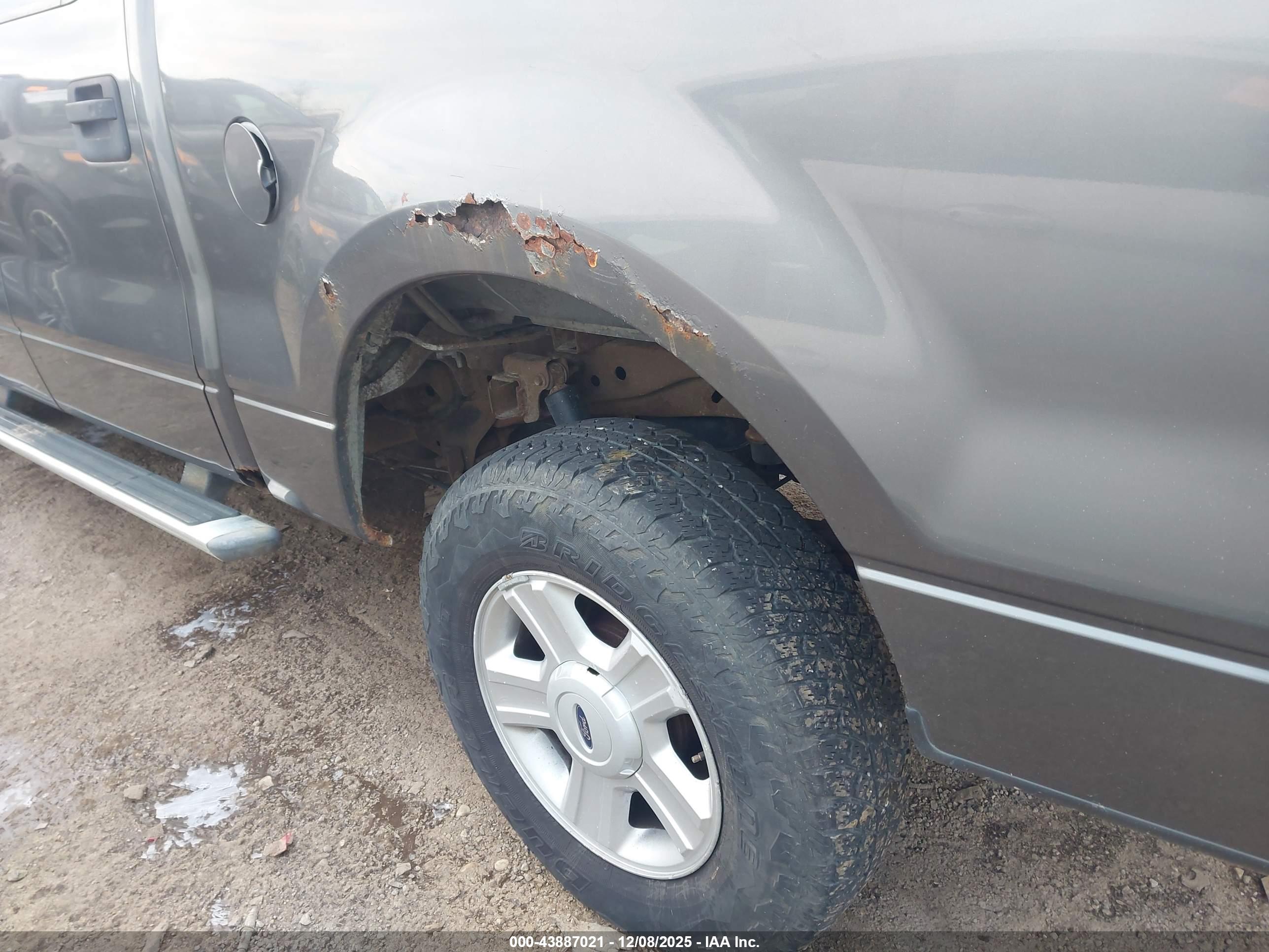FORD F-150 image 6
