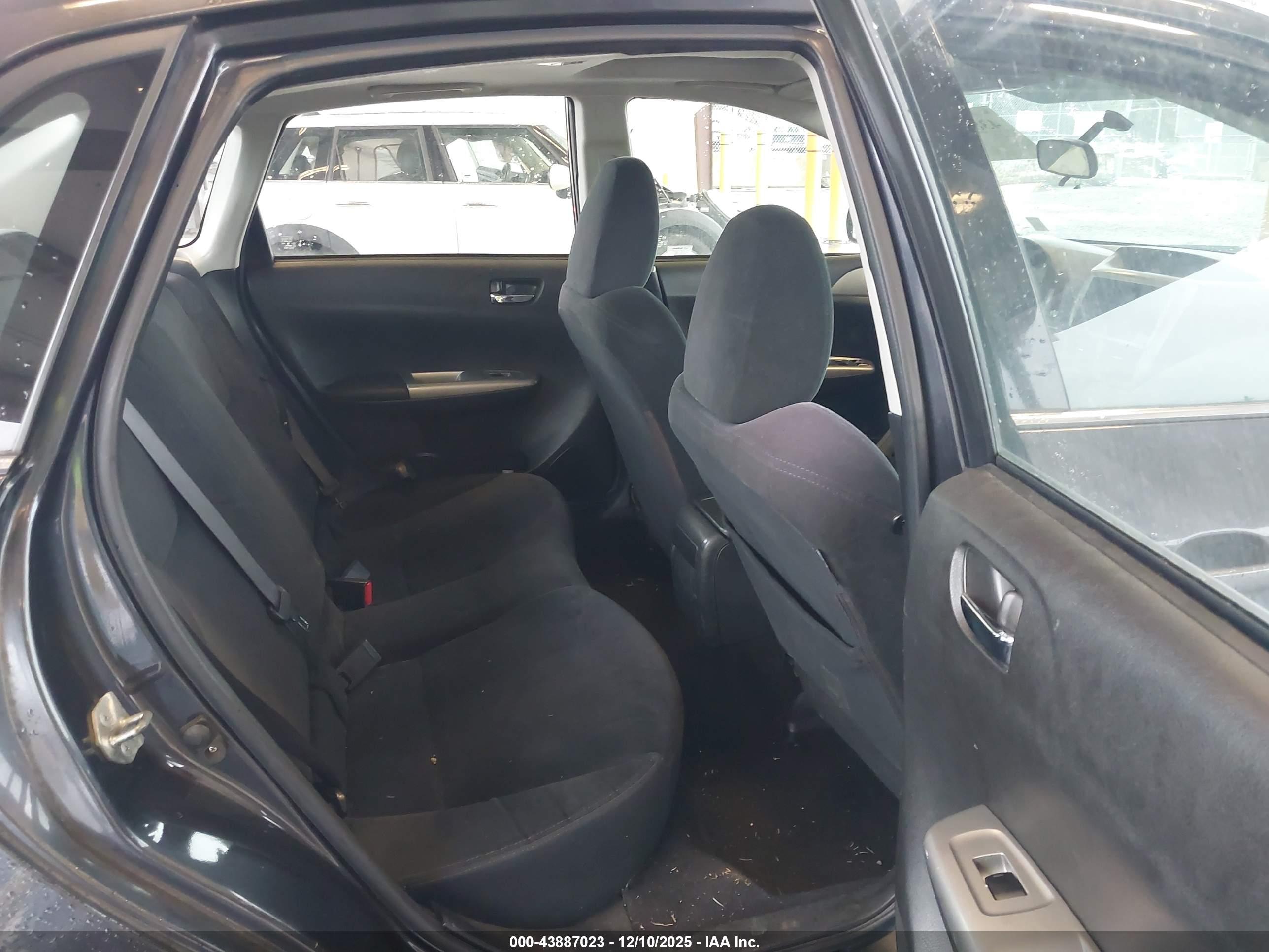 SUBARU IMPREZA image 8