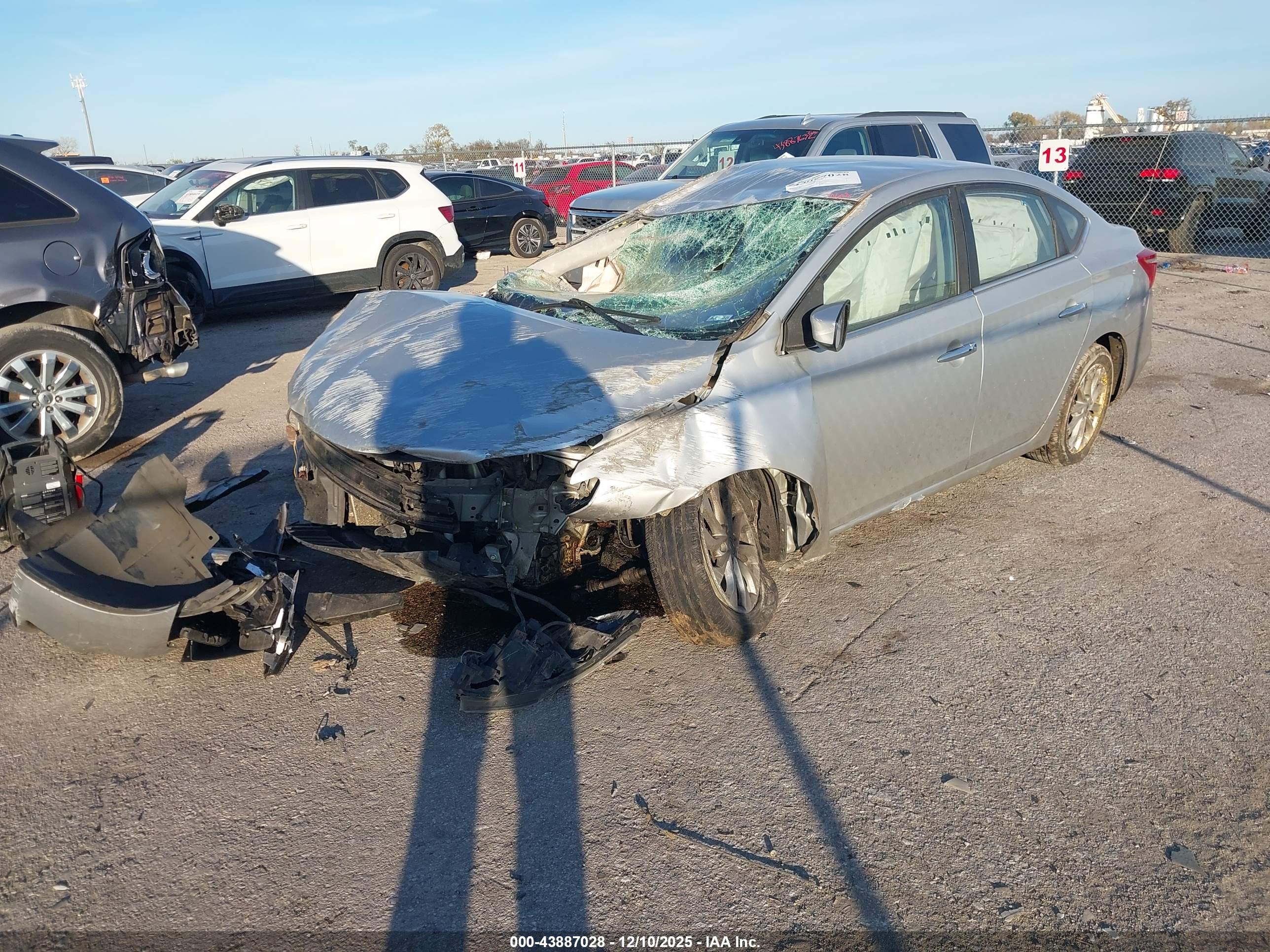 NISSAN SENTRA image 2