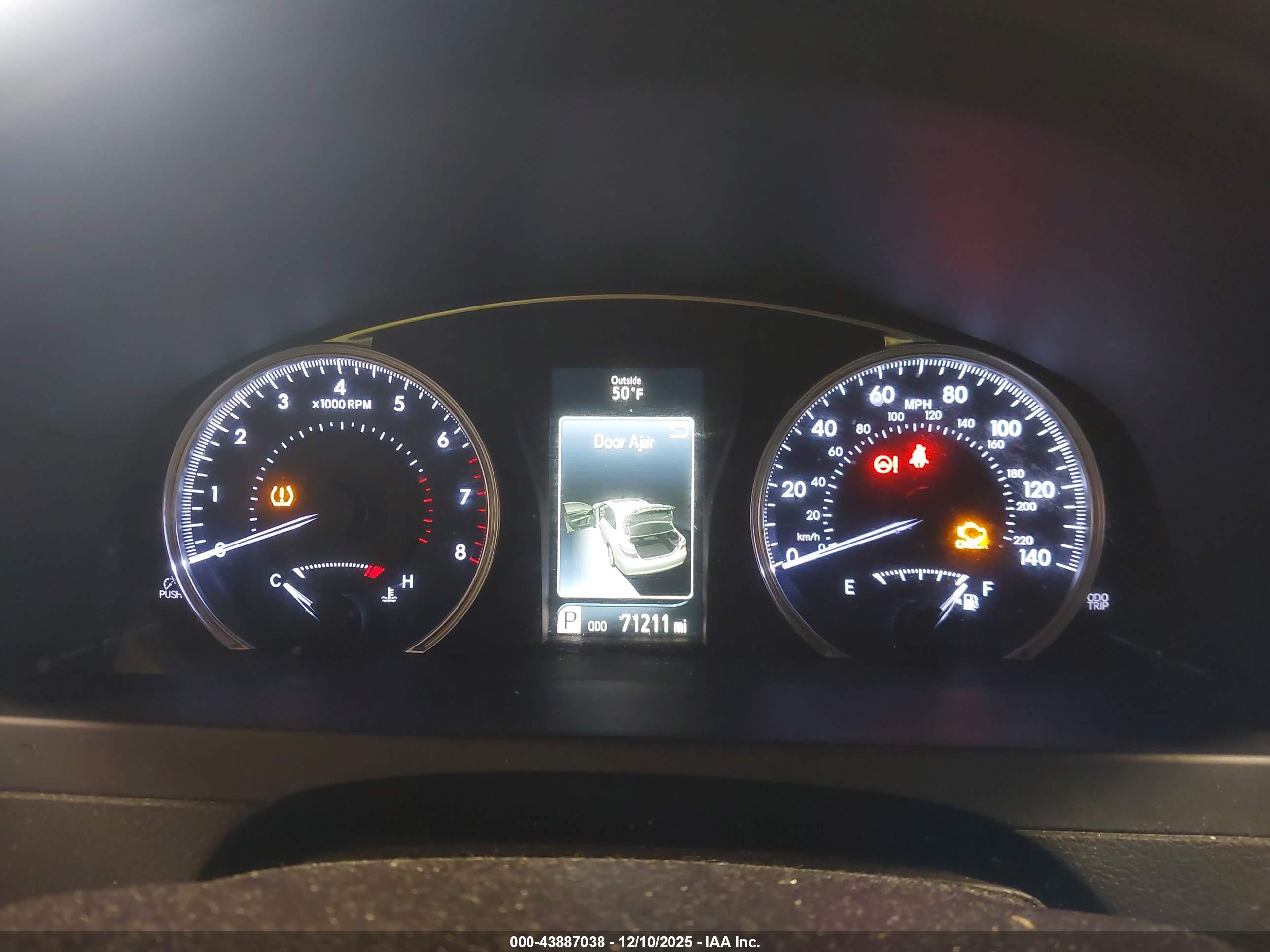 TOYOTA CAMRY image 7