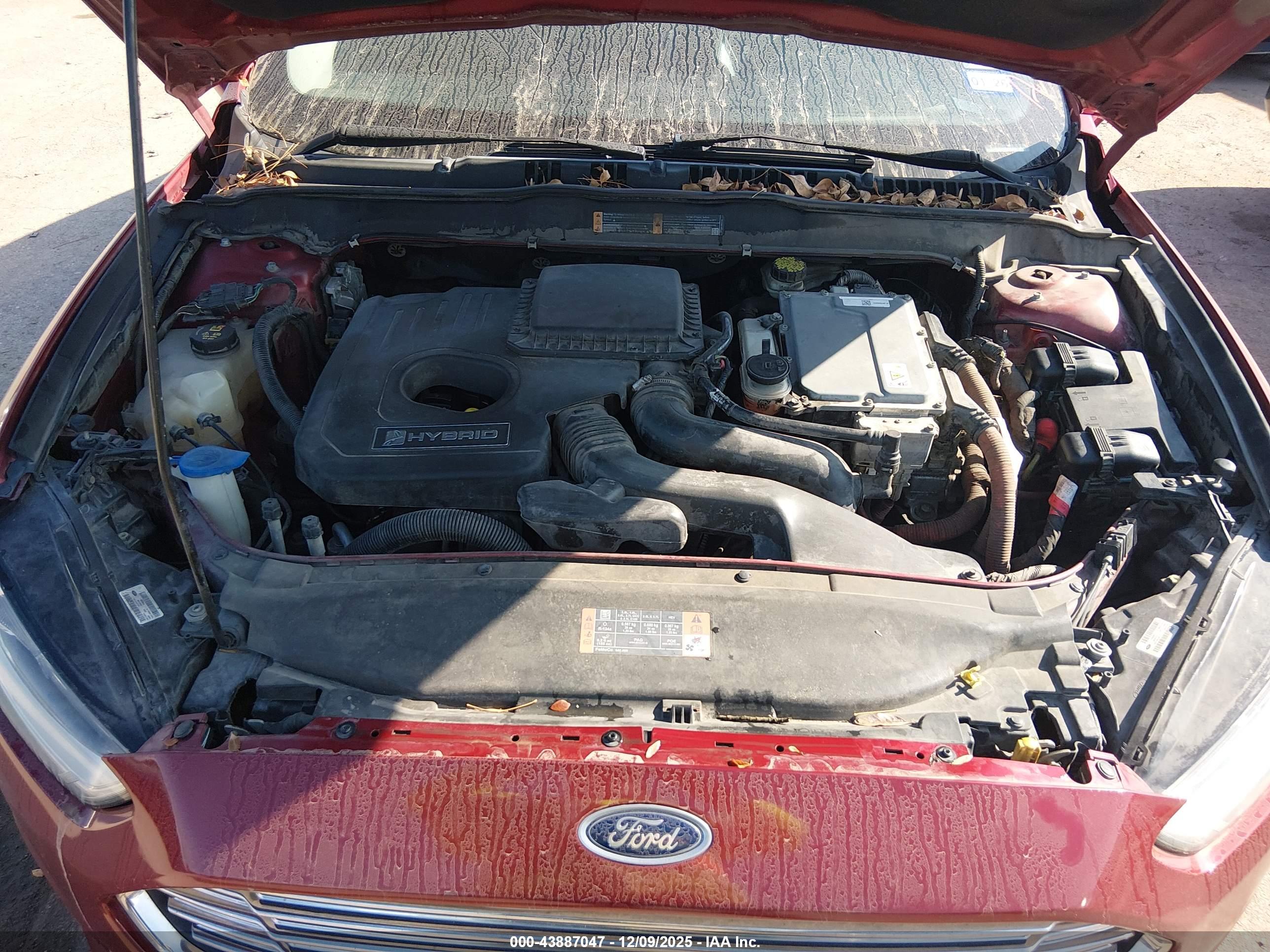 FORD FUSION image 10