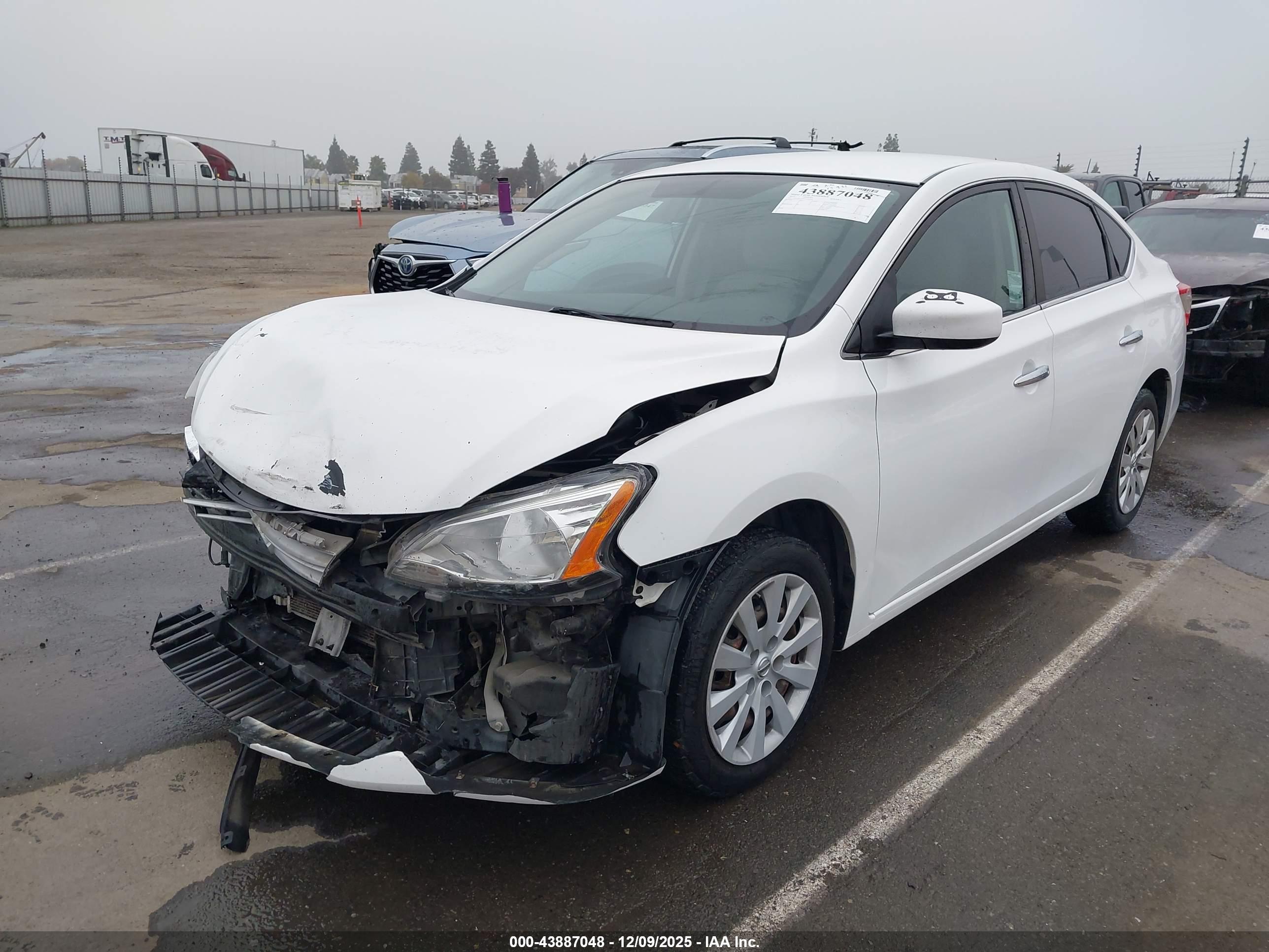 NISSAN SENTRA image 2