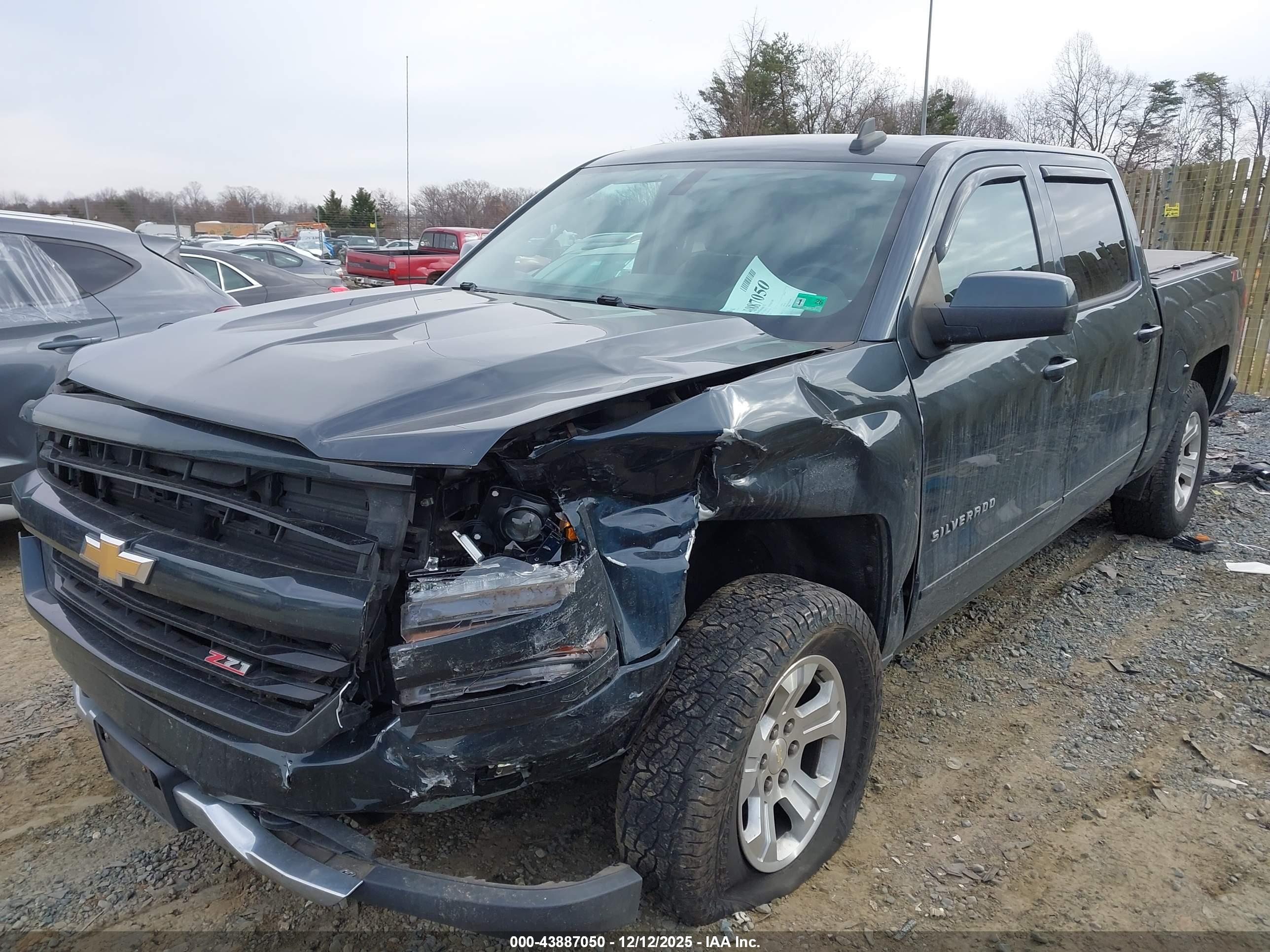 CHEVROLET SILVERADO image 2
