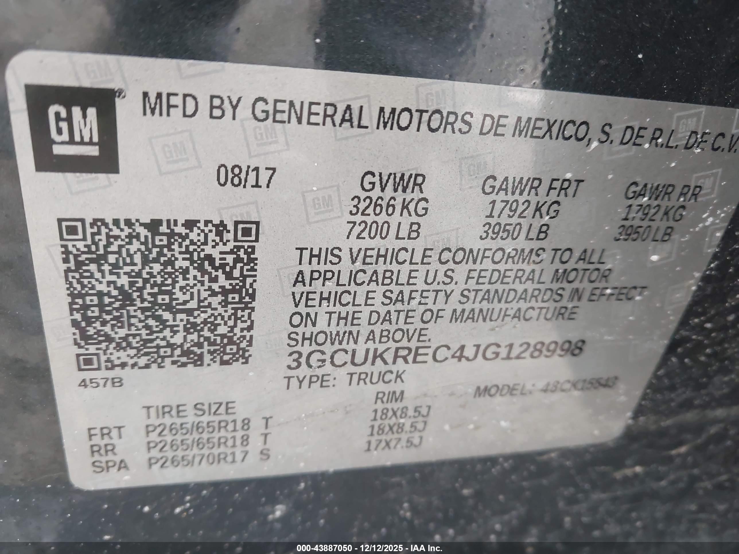 CHEVROLET SILVERADO image 9