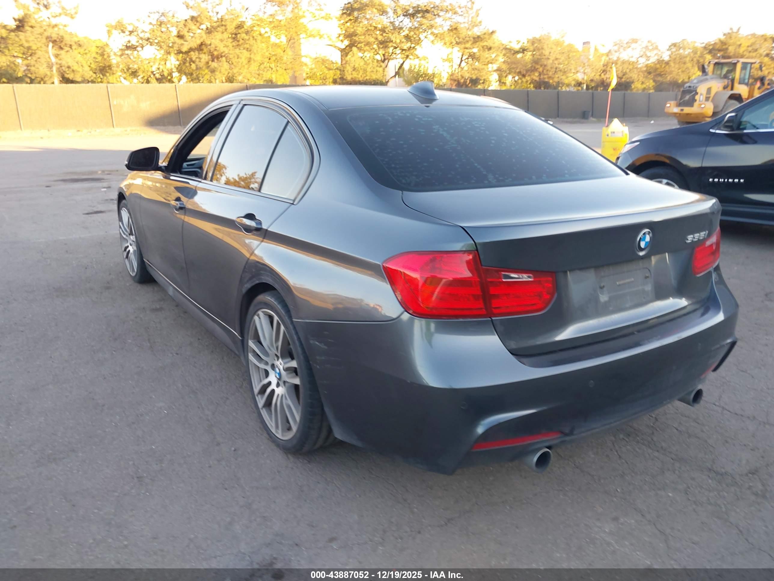 BMW 335I image 3