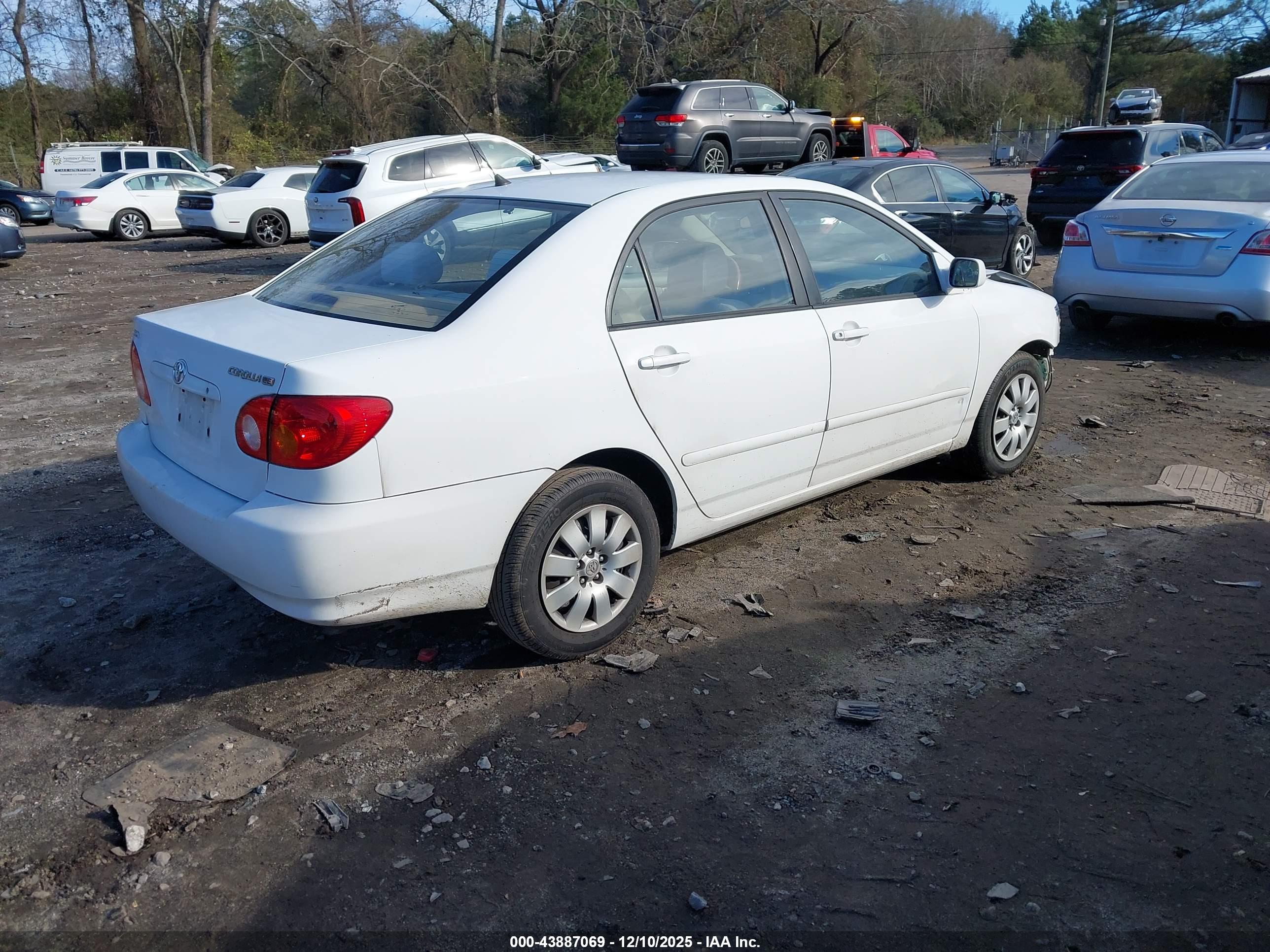 TOYOTA COROLLA image 4