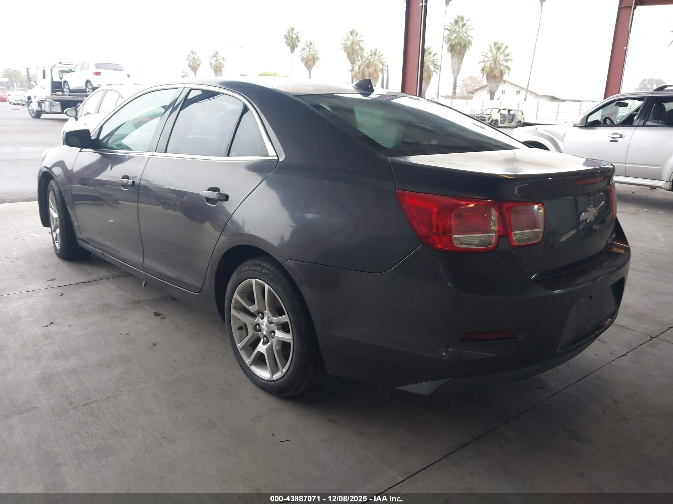 CHEVROLET MALIBU image 3