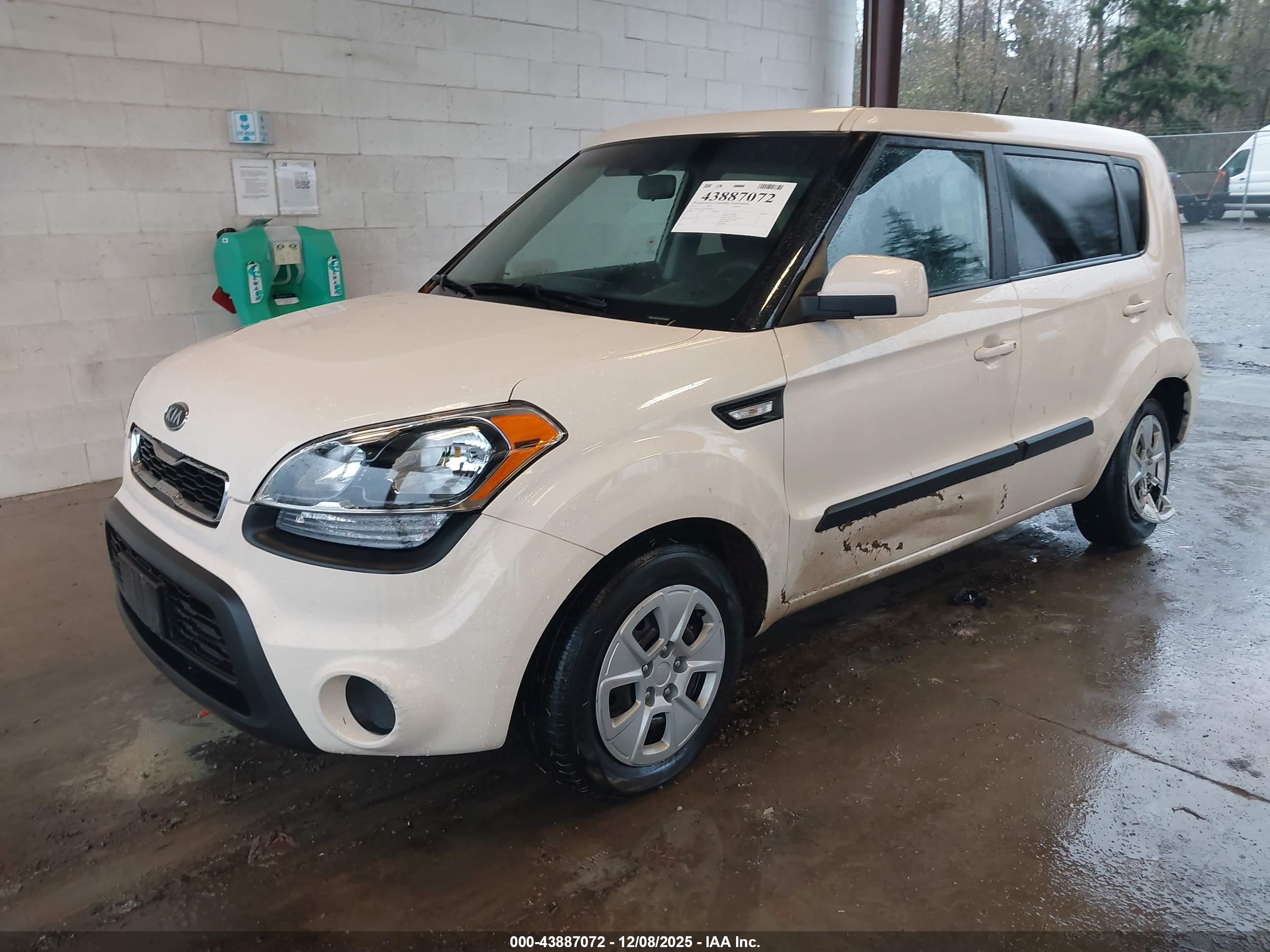 KIA SOUL image 2