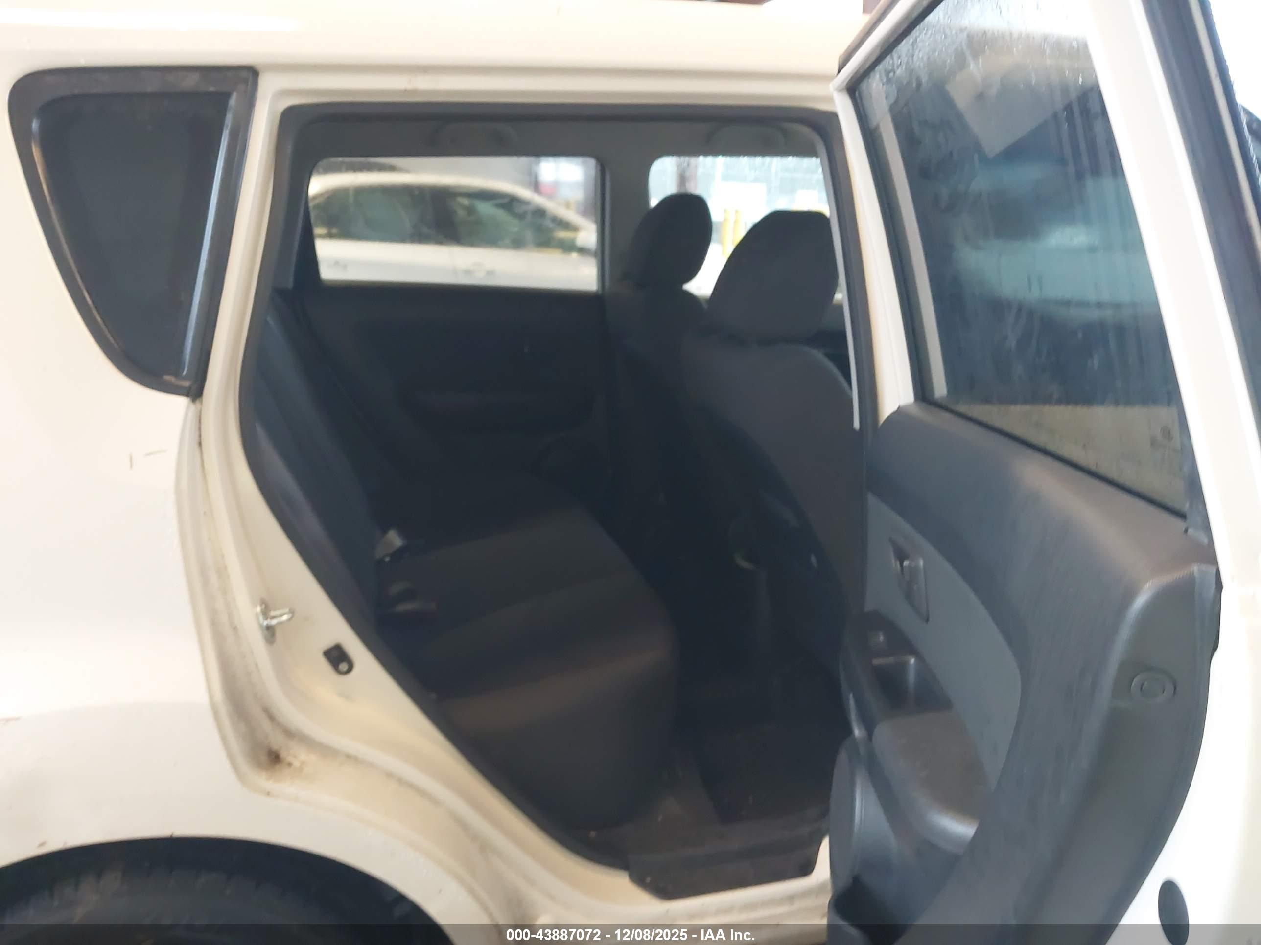 KIA SOUL image 8