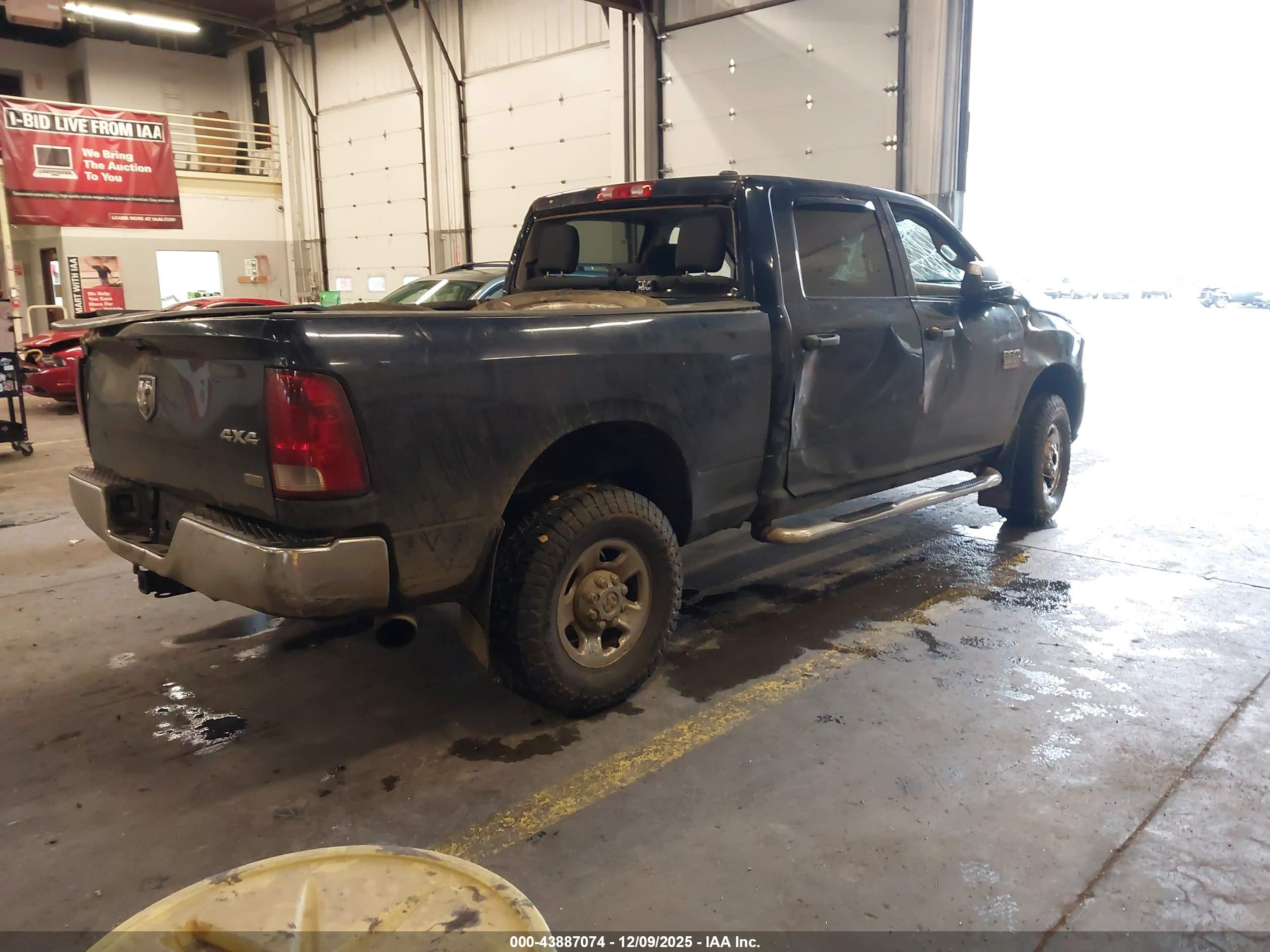 RAM 2500 image 4