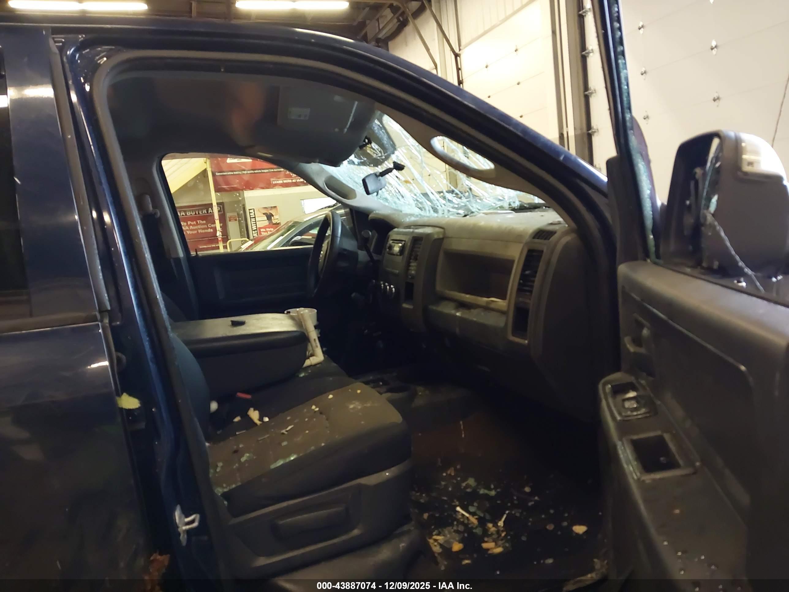 RAM 2500 image 5