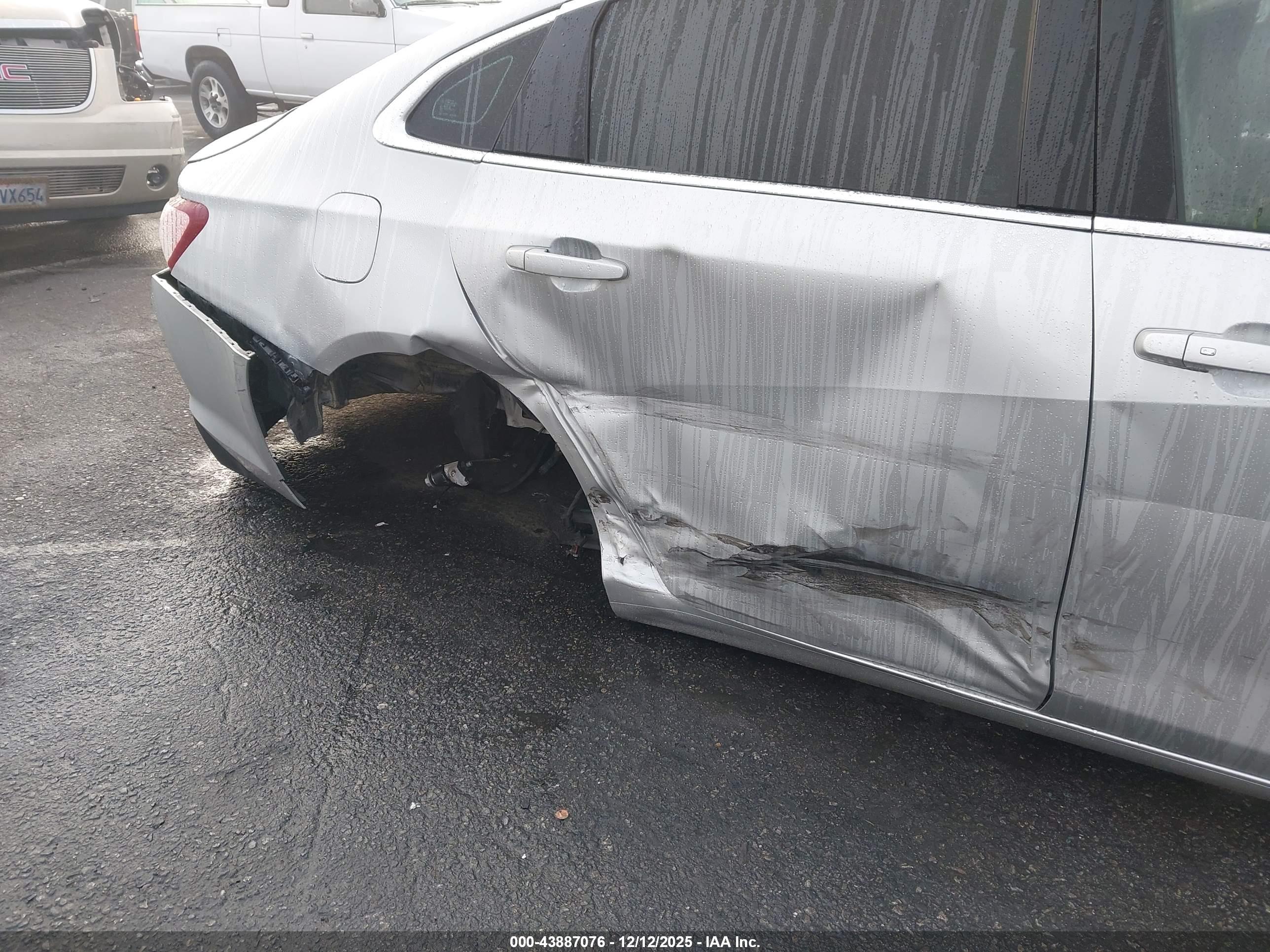 CHEVROLET MALIBU image 6