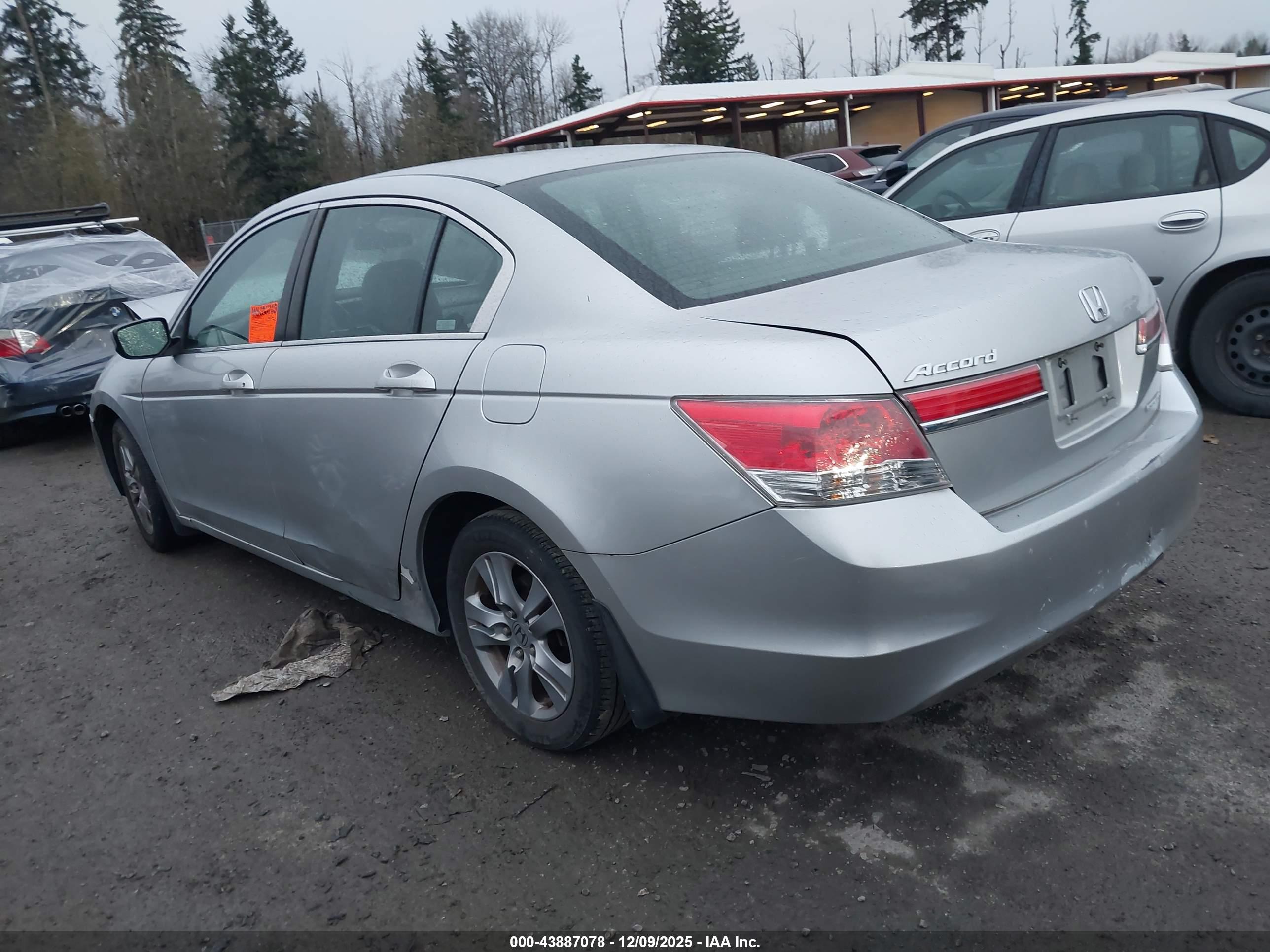 HONDA ACCORD image 3