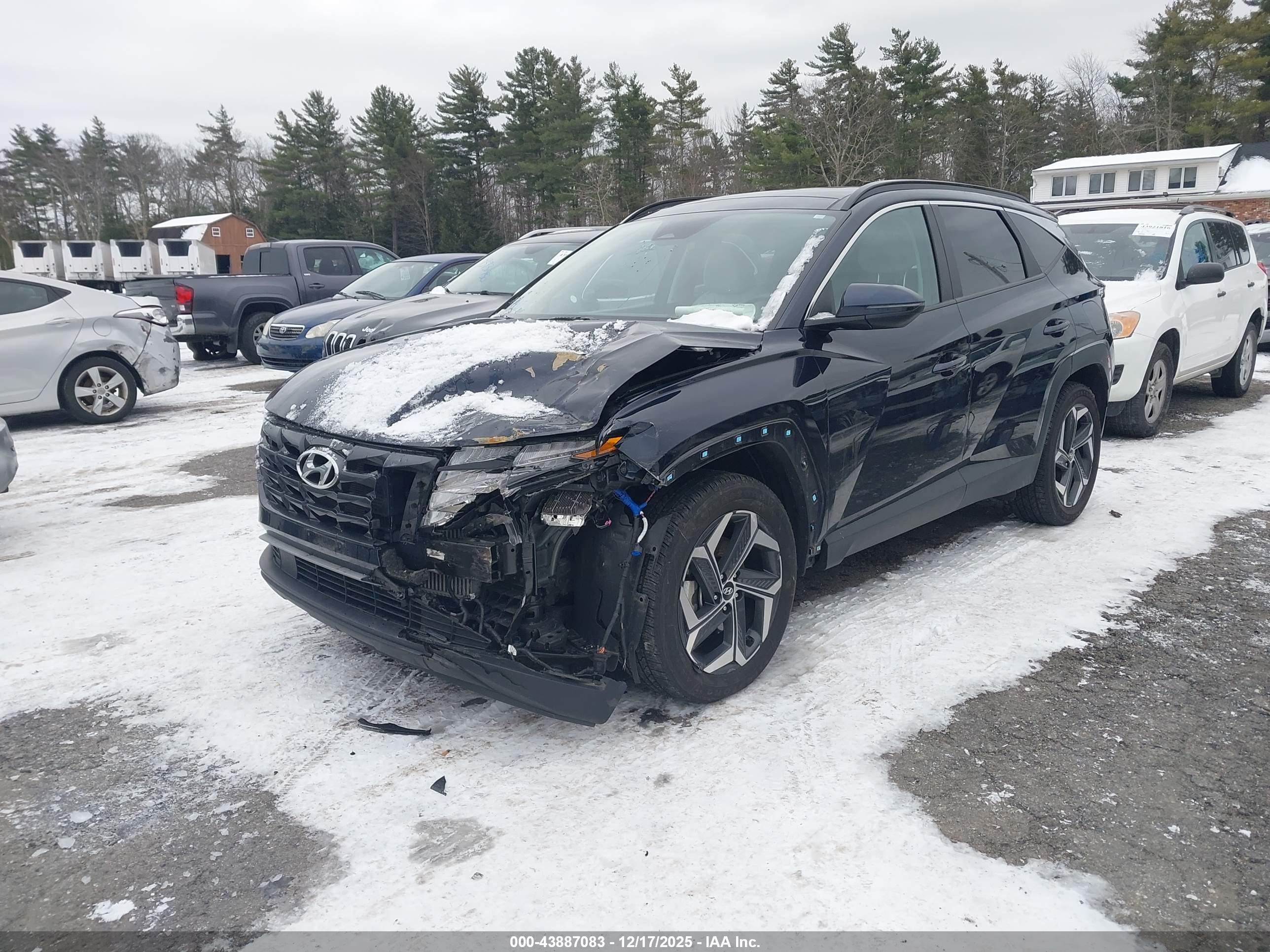 HYUNDAI TUCSON image 2