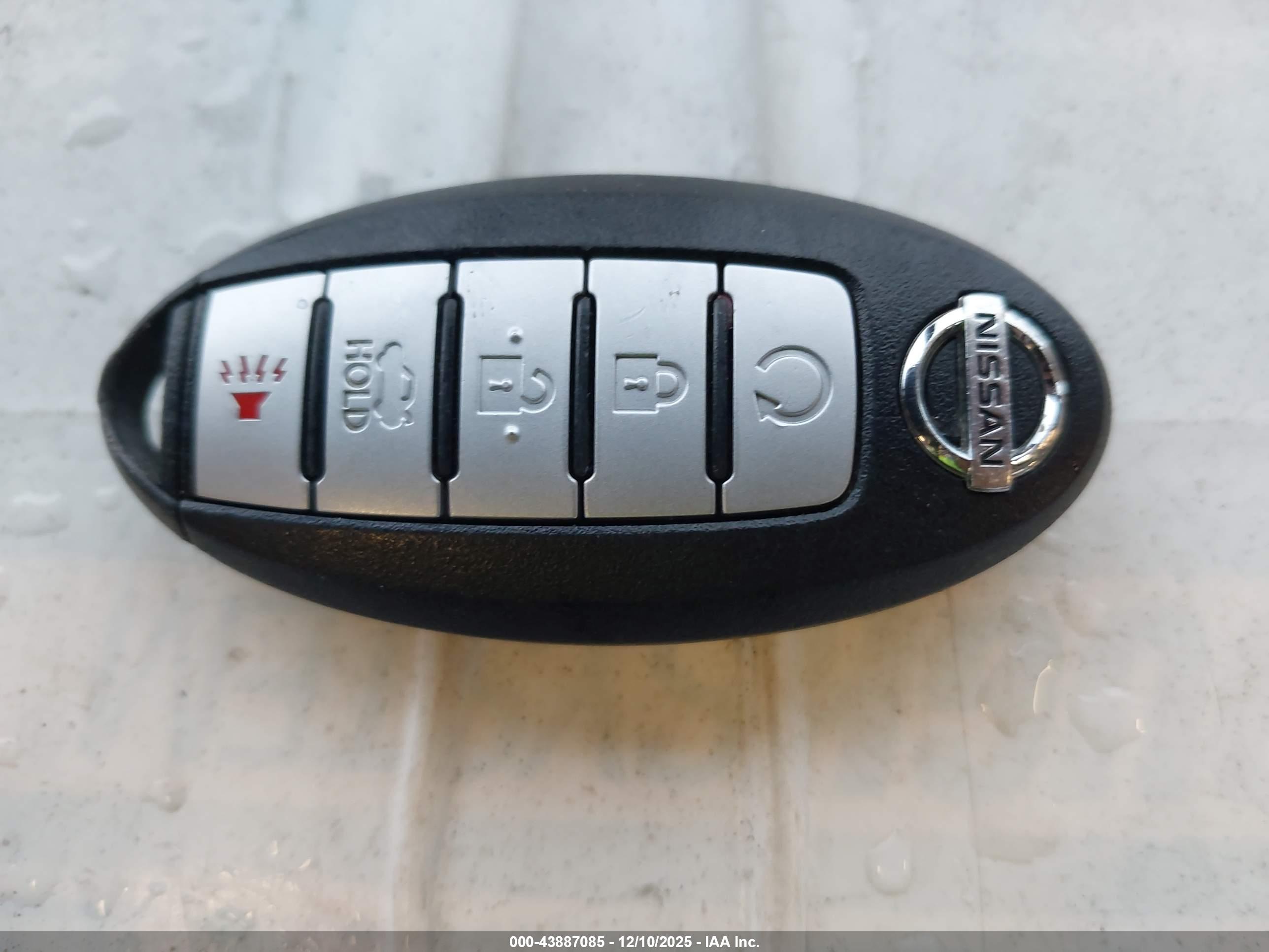 NISSAN ALTIMA image 11