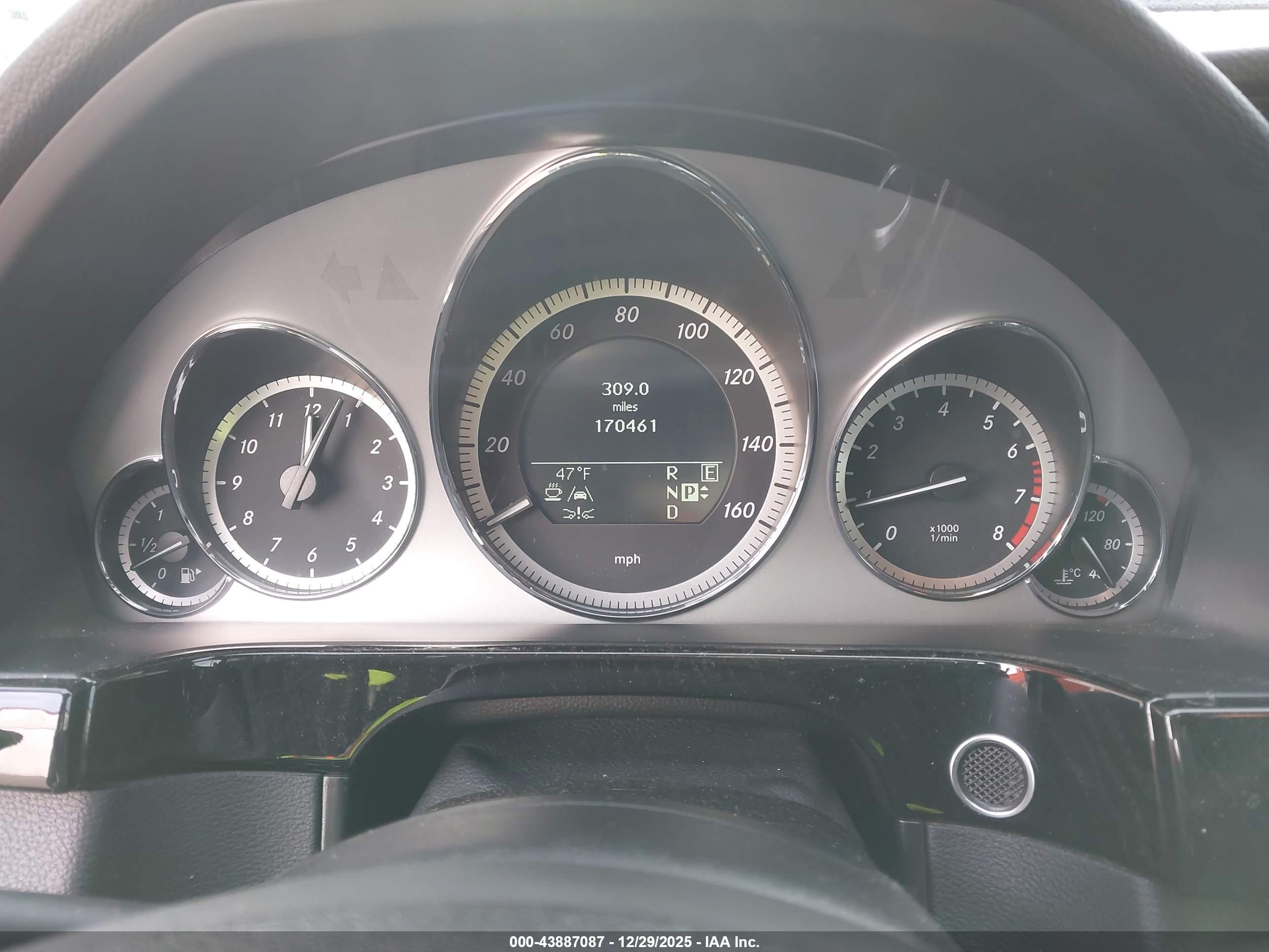 MERCEDES-BENZ E image 7