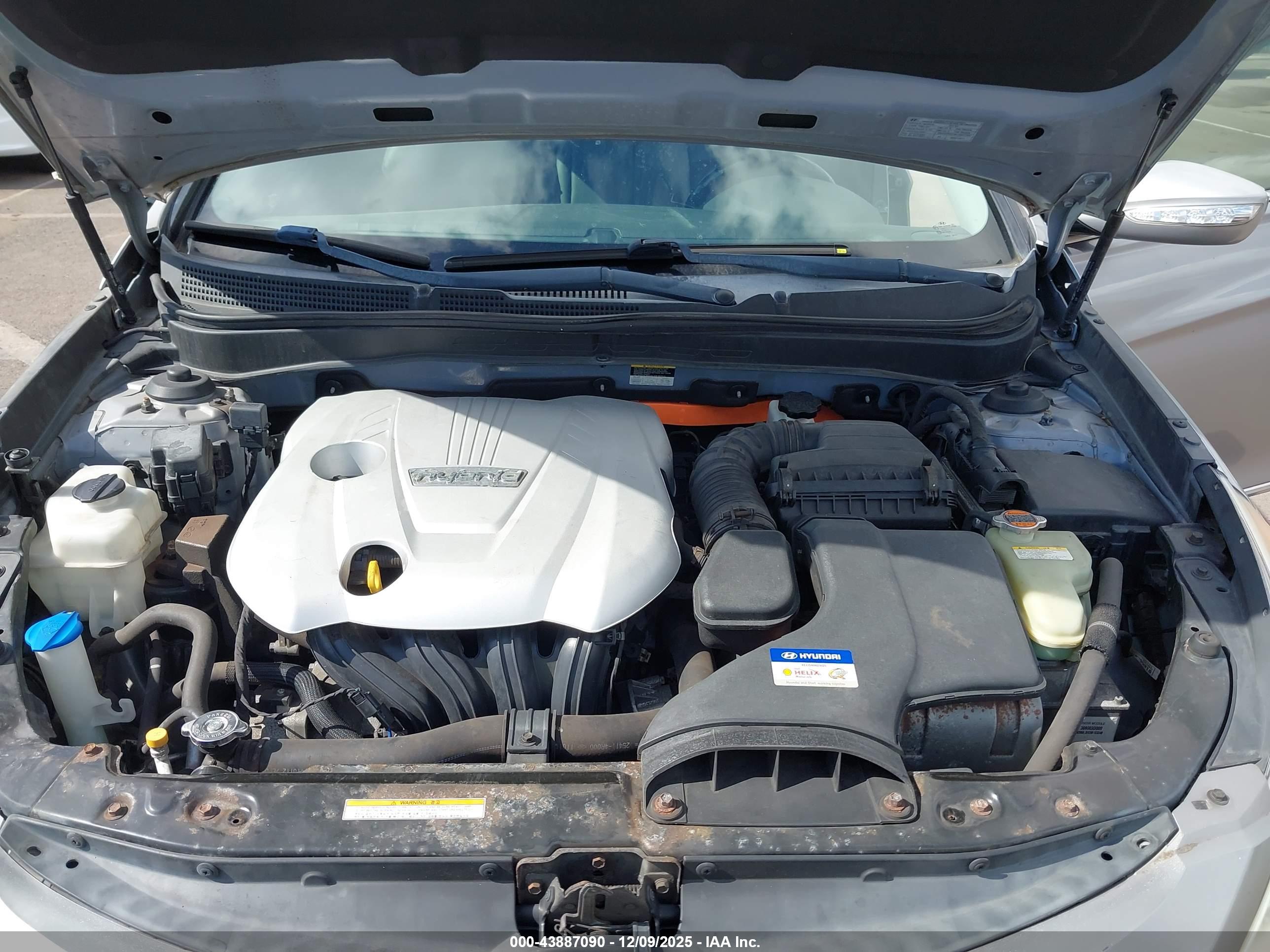 HYUNDAI SONATA image 10
