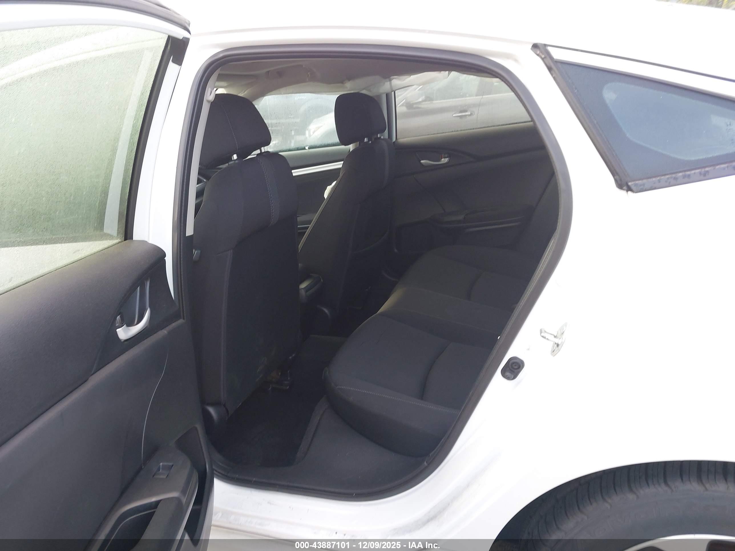HONDA CIVIC image 8