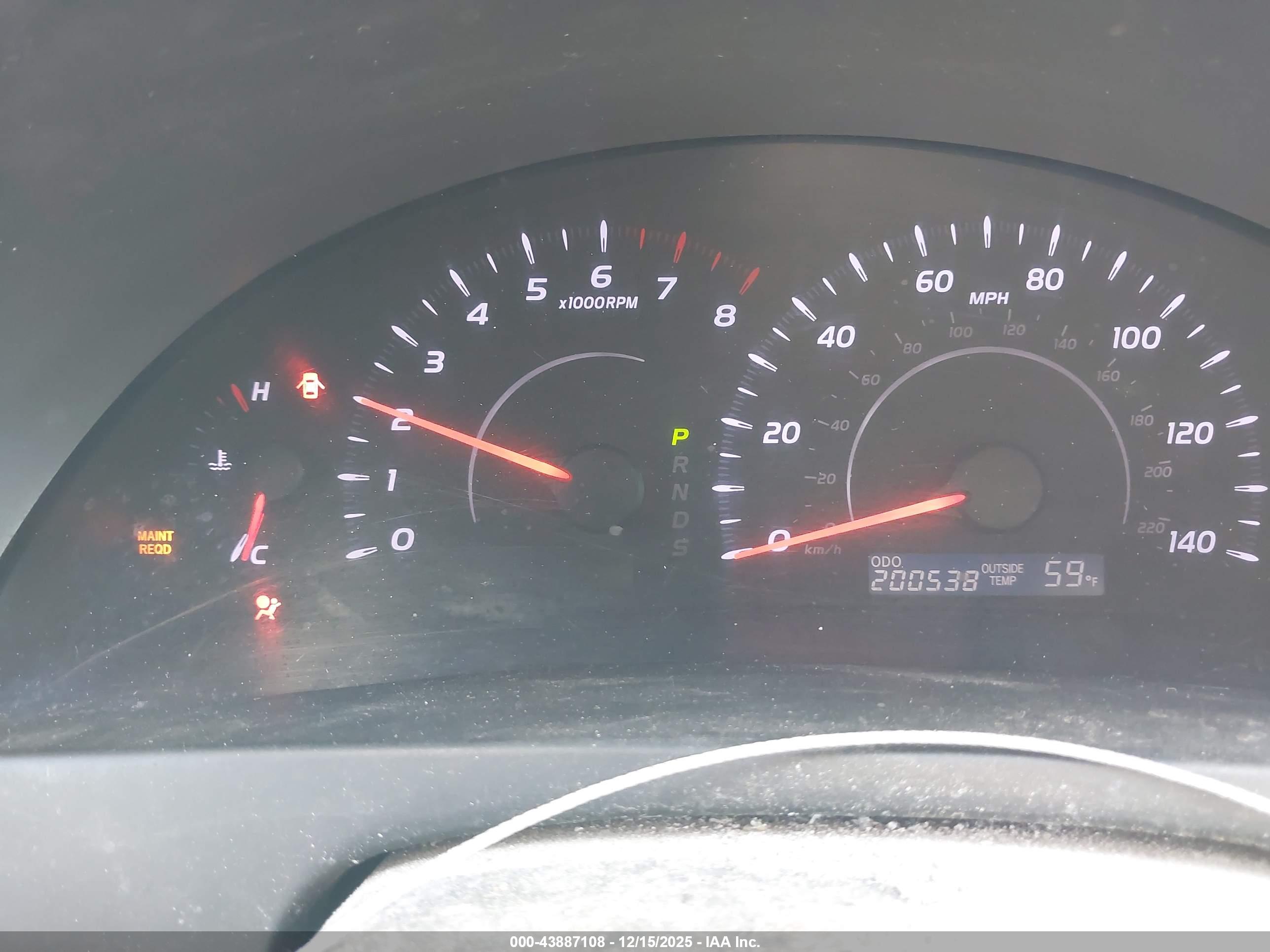 TOYOTA CAMRY image 7