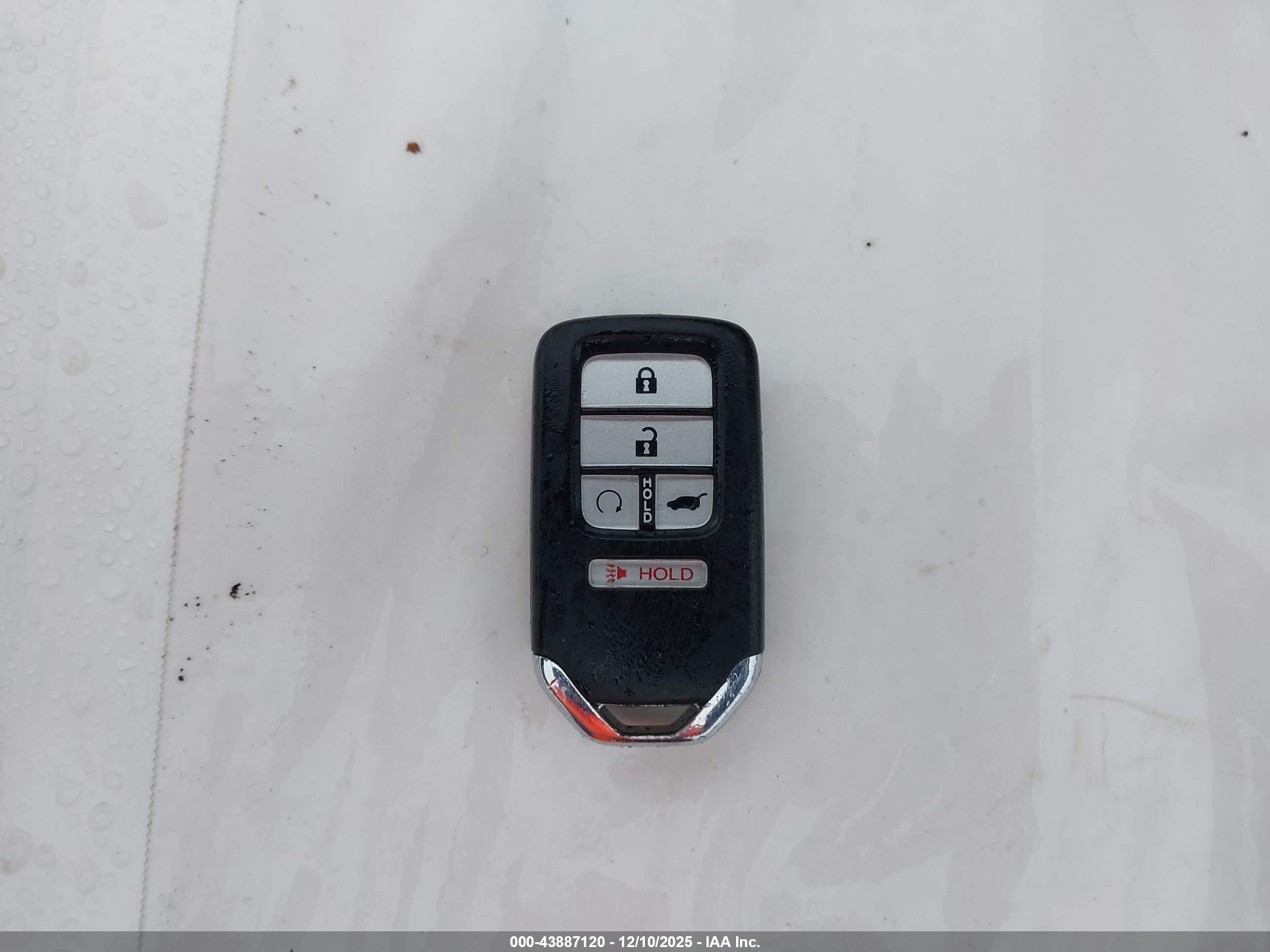 HONDA CR-V image 11