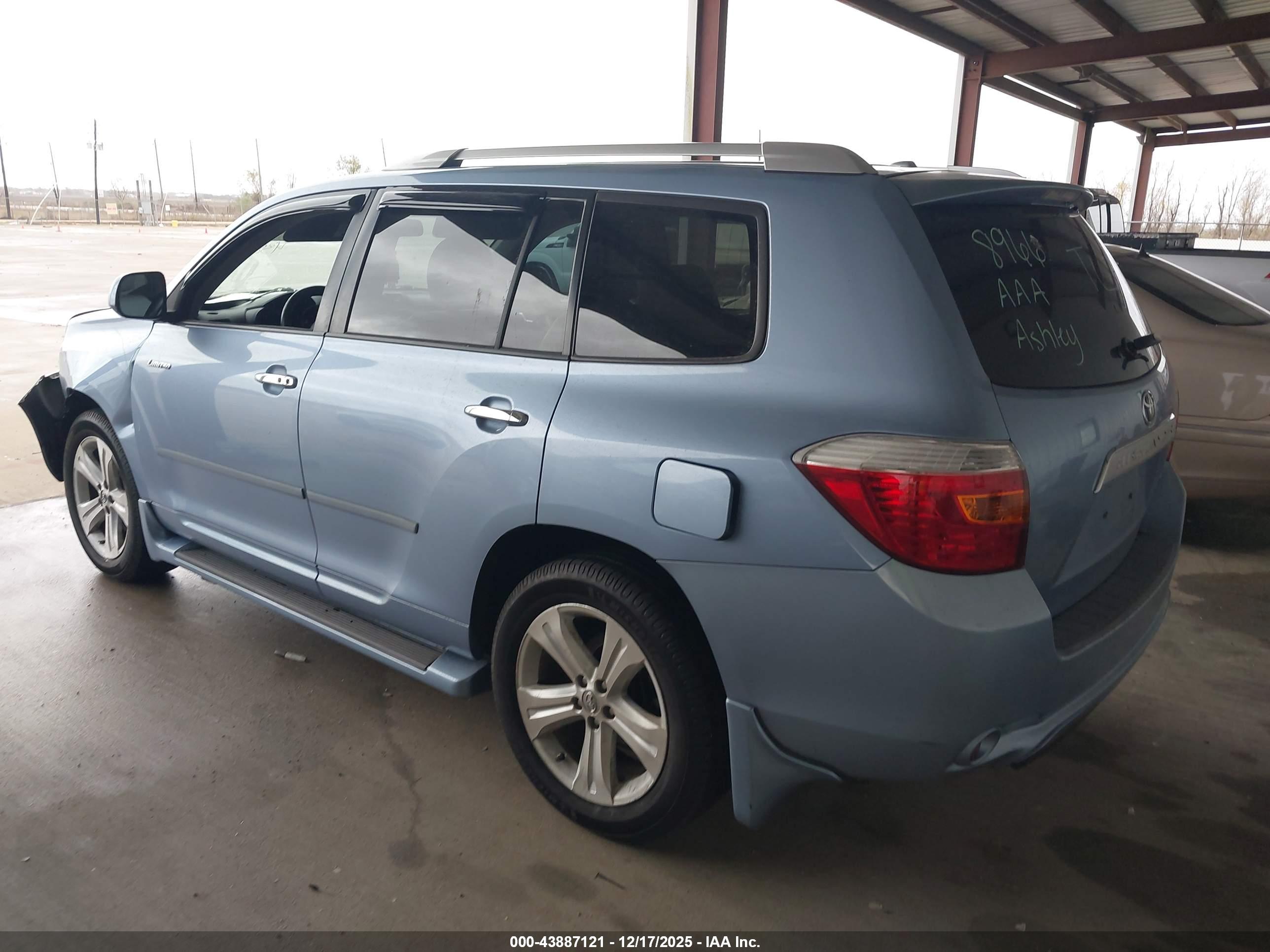 TOYOTA HIGHLANDER image 3