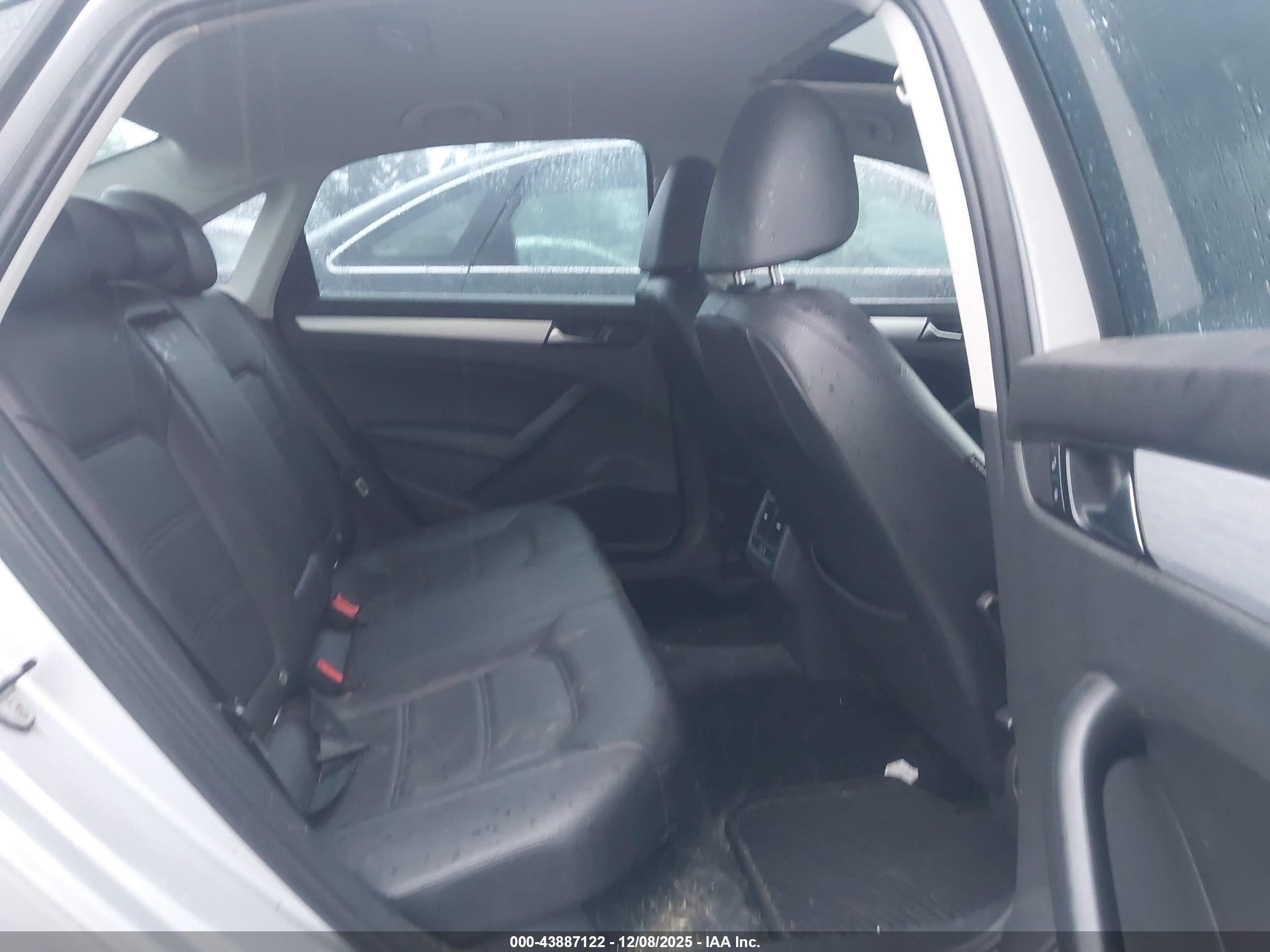 VOLKSWAGEN PASSAT image 8