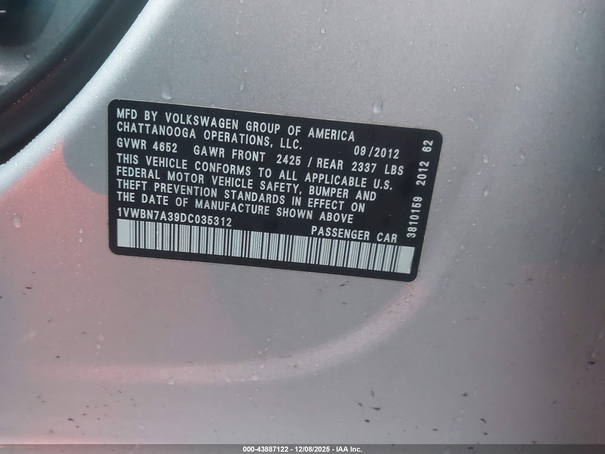 VOLKSWAGEN PASSAT image 9